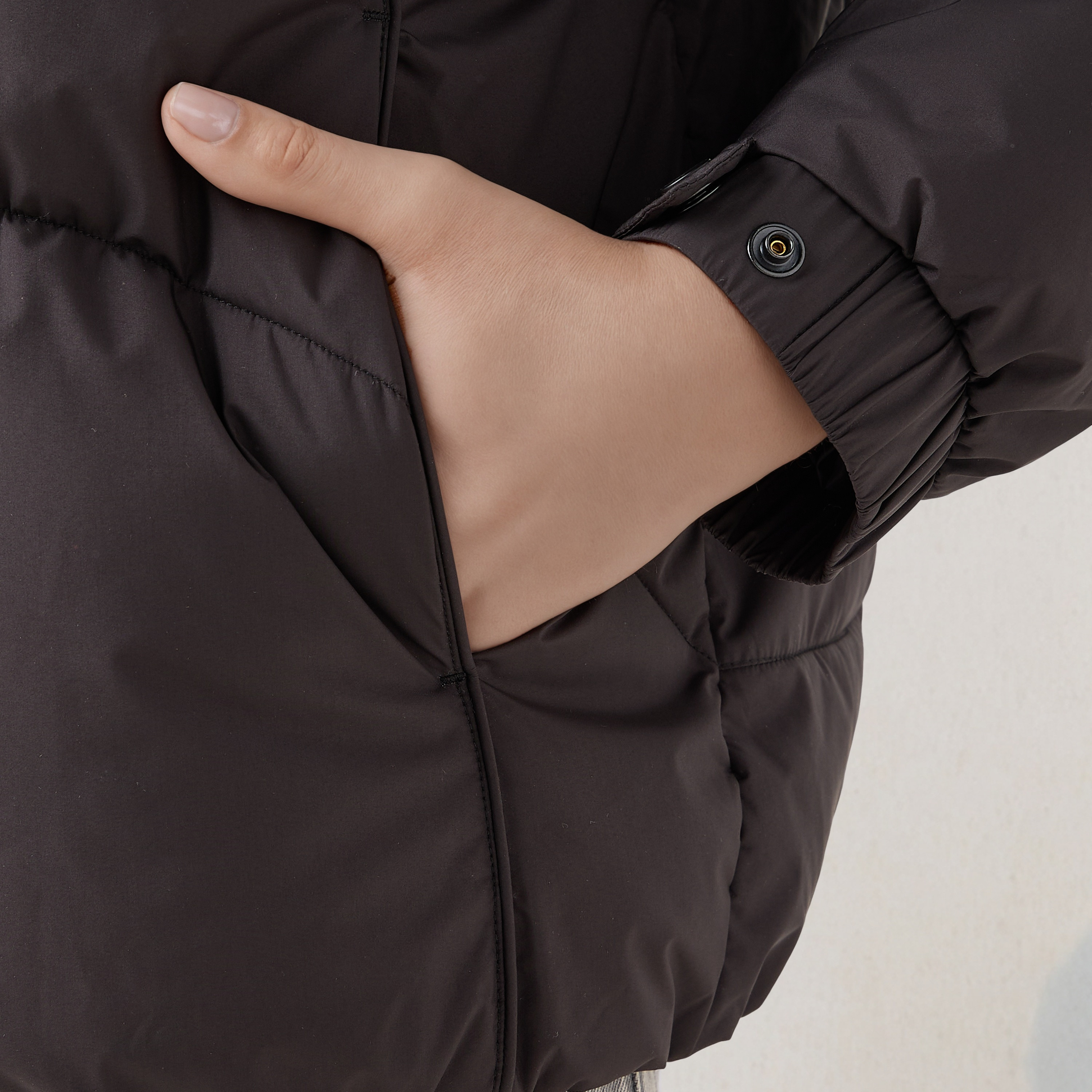 Iconic Men Regular Fit Hooded Puffer Jacket-men-clothing-jacketsandblazers-jackets-image-7
