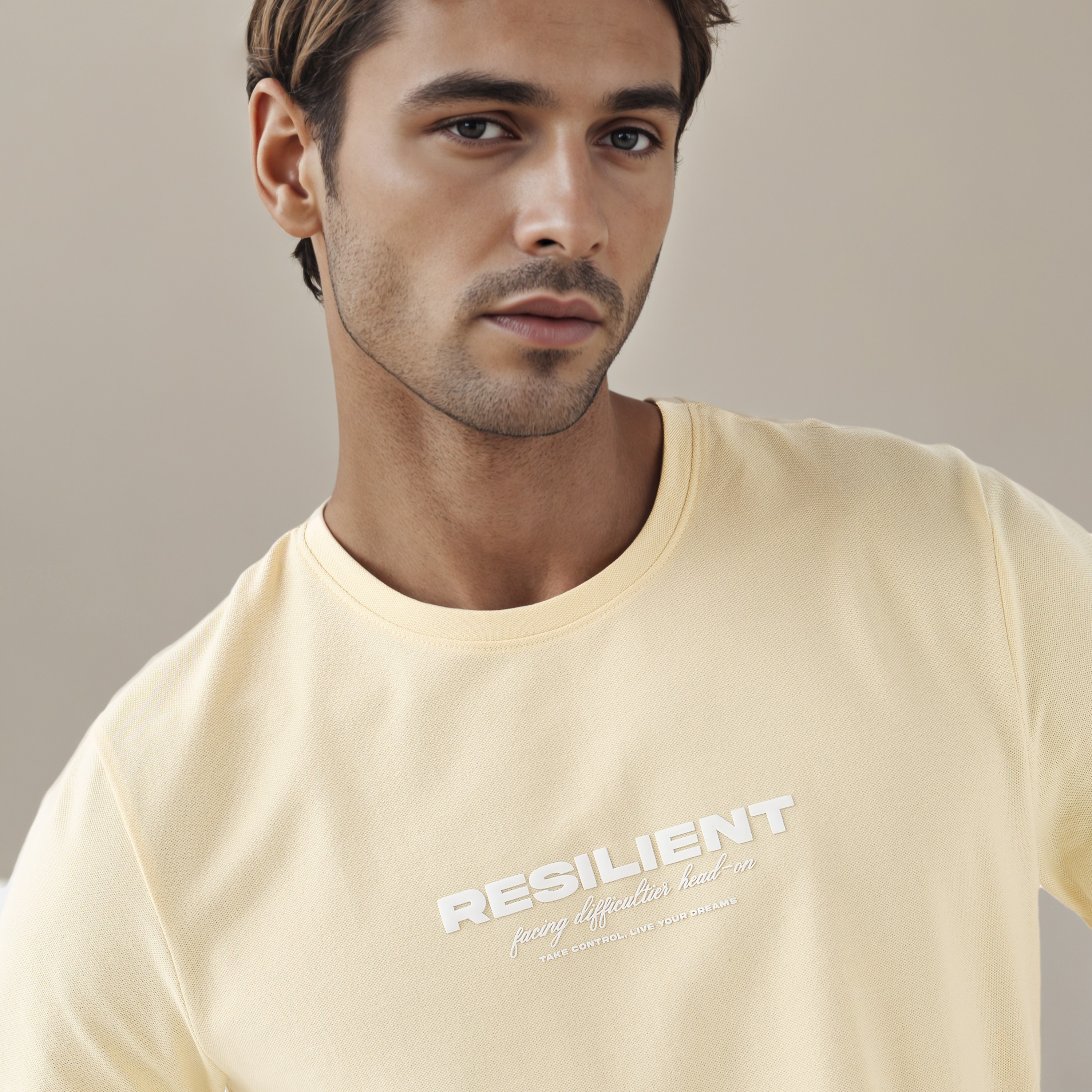 تيشيرت بيكيه بطبعات شعار من آيكونيك-men-clothing-tshirtsandpolos-tshirts-image-4