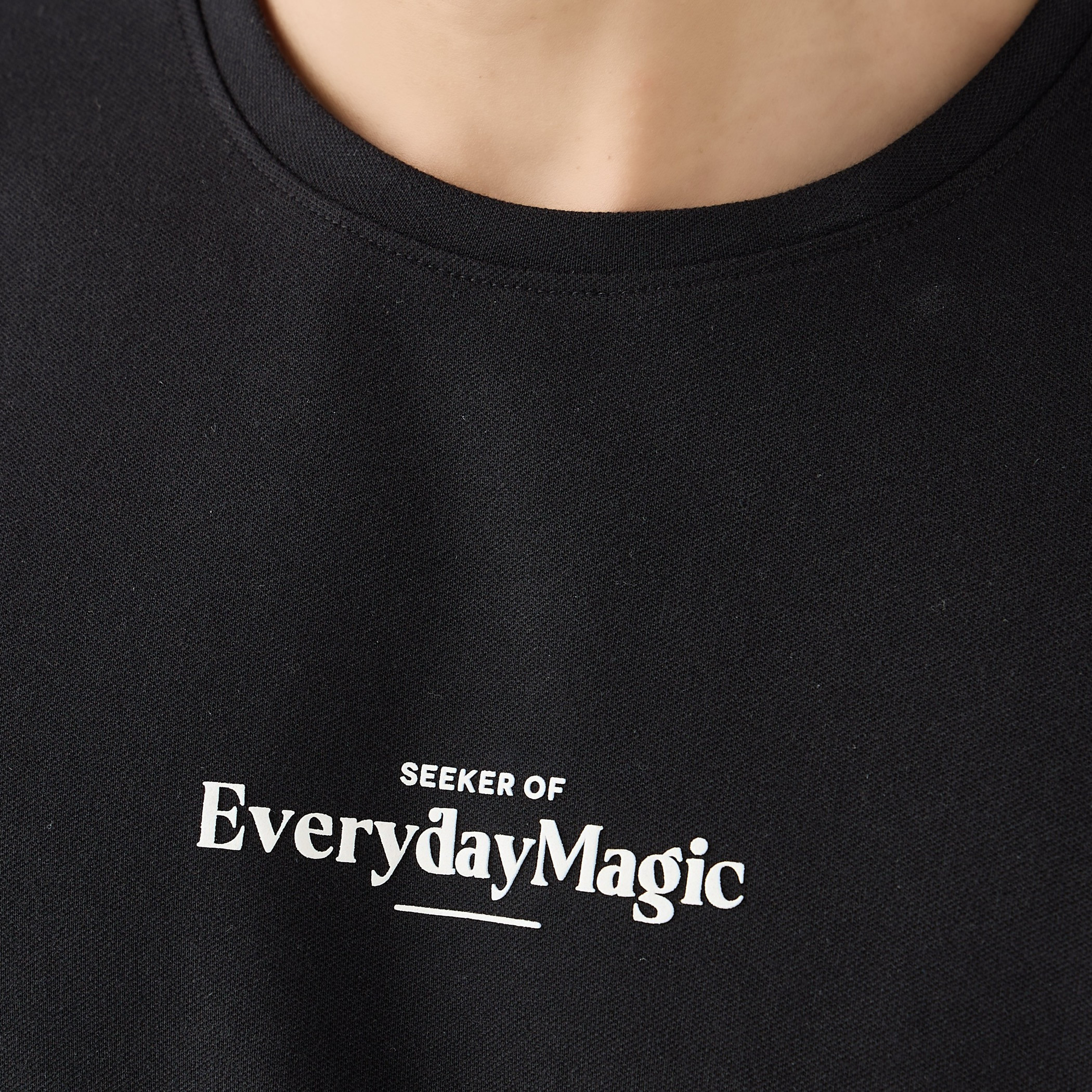 تيشيرت بيكيه بطبعات شعار من آيكونيك-men-clothing-tshirtsandpolos-tshirts-image-5