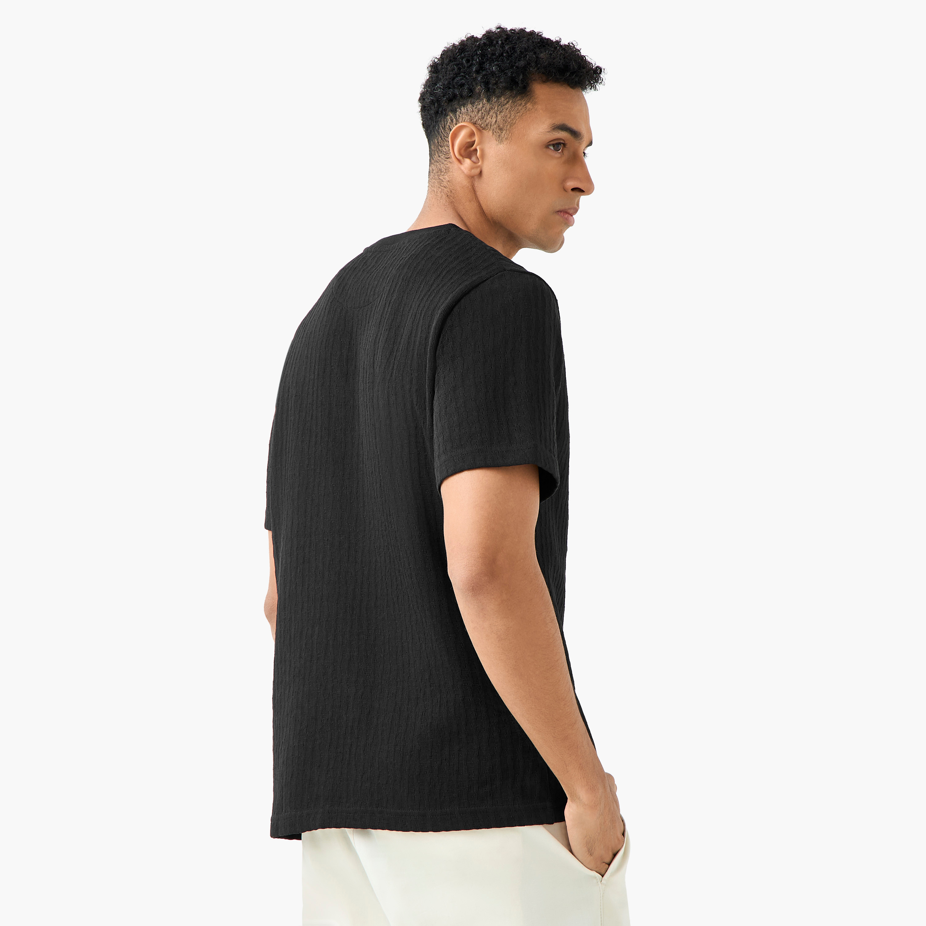 Iconic Men's Regular Fit Crew Neck Short Sleeves Textured T-shirt-men-clothing-tshirtsandpolos-tshirts-image-4