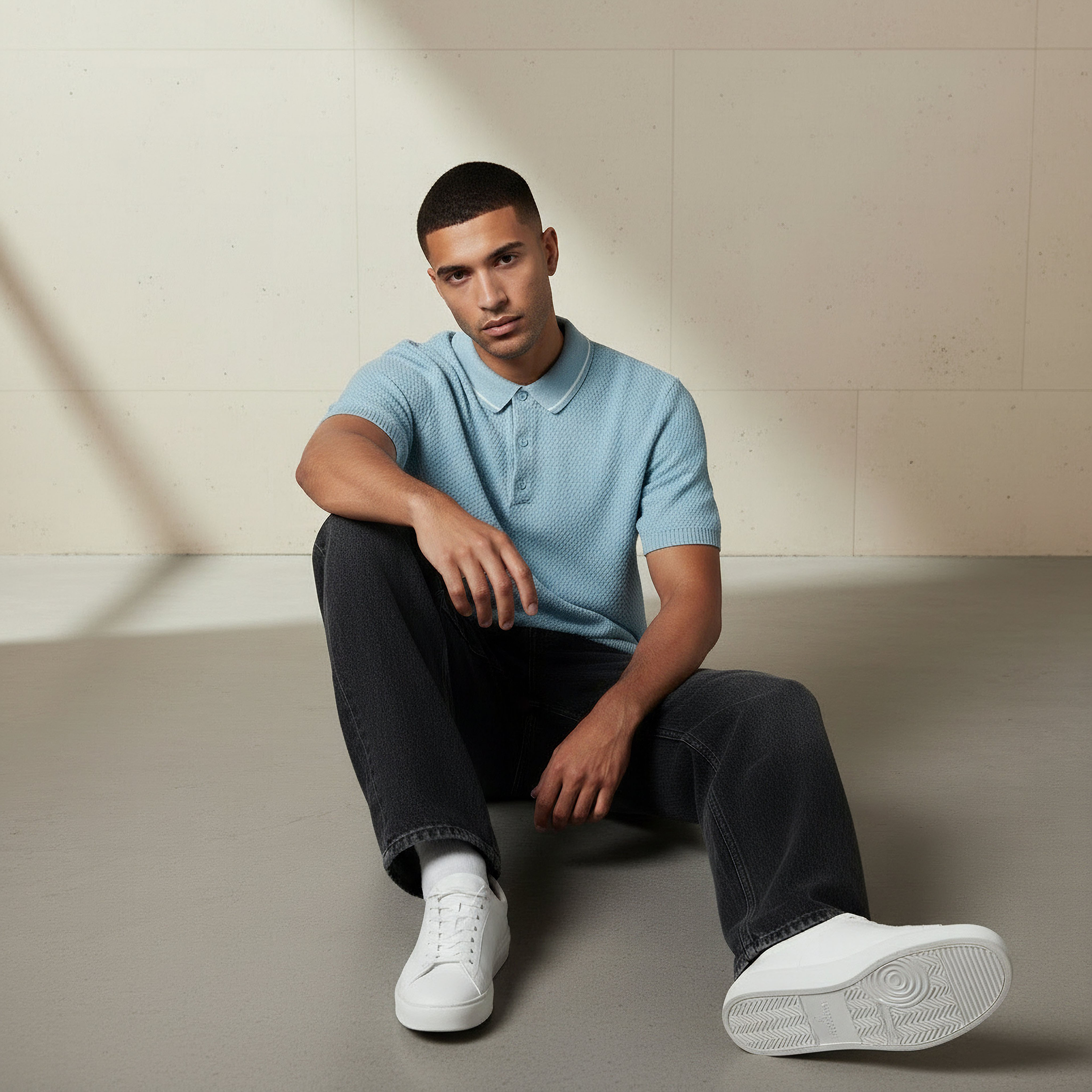 Iconic Men Short Sleeves Textured Polo T-shirt-men-clothing-tshirtsandpolos-polos-image-5