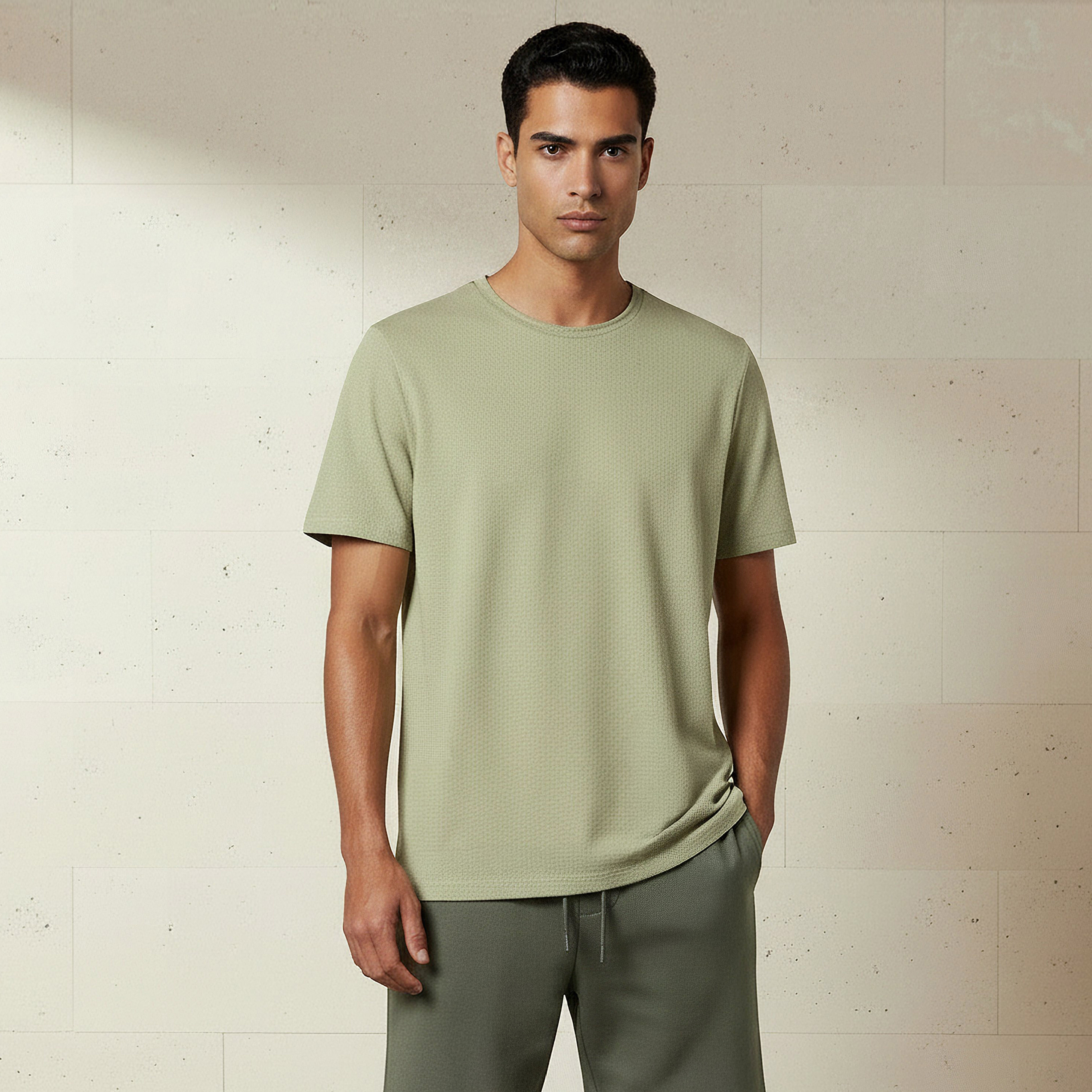 تيشيرت رجالي بقصة سليم وياقة ضيقة وملمس بارز وأكمام قصيرة من آيكونيك-men-clothing-tshirtsandpolos-tshirts-image-1