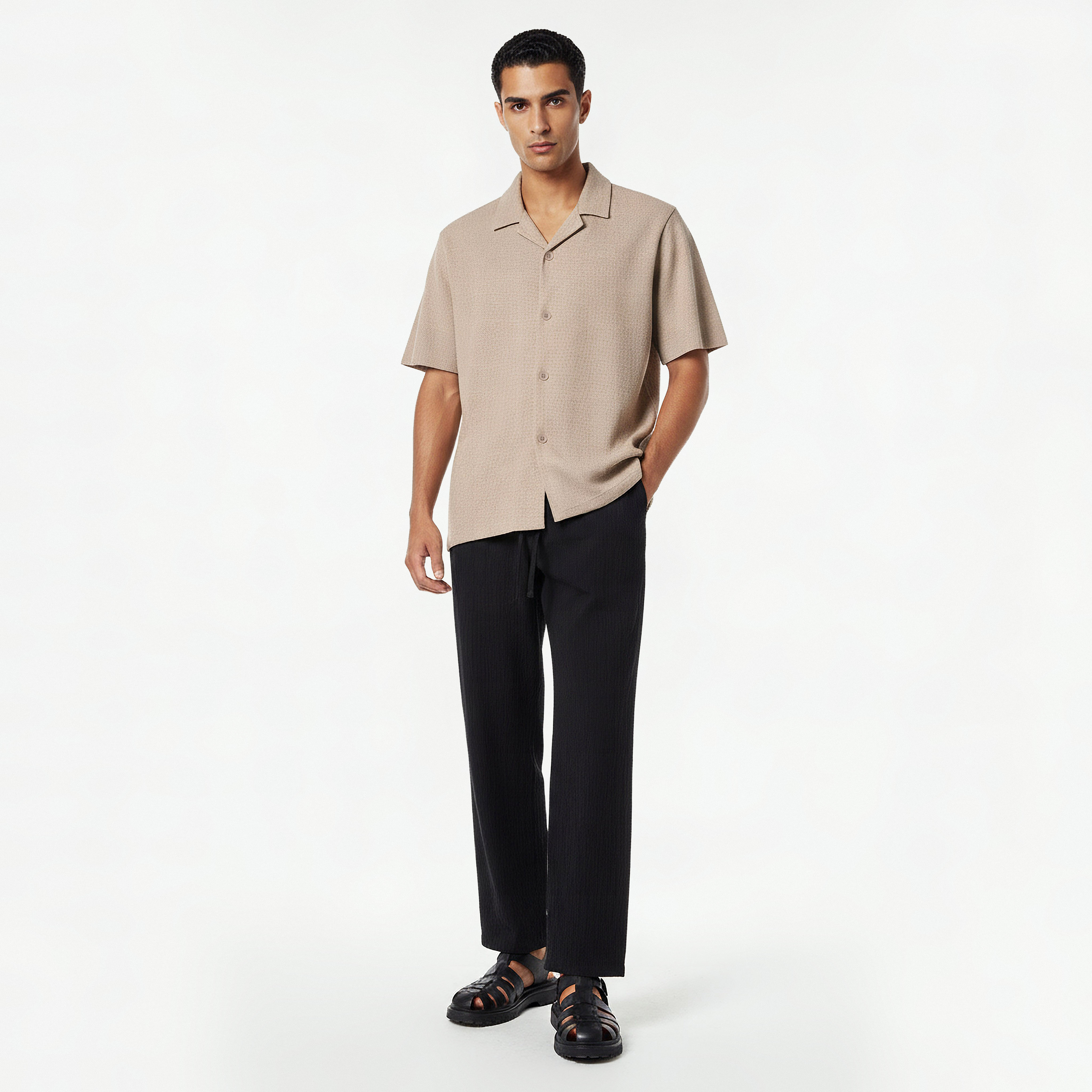قميص بقصة عادية وياقة كامب وملمس بارز للرجال من آيكونيك-men-clothing-shirts-image-3