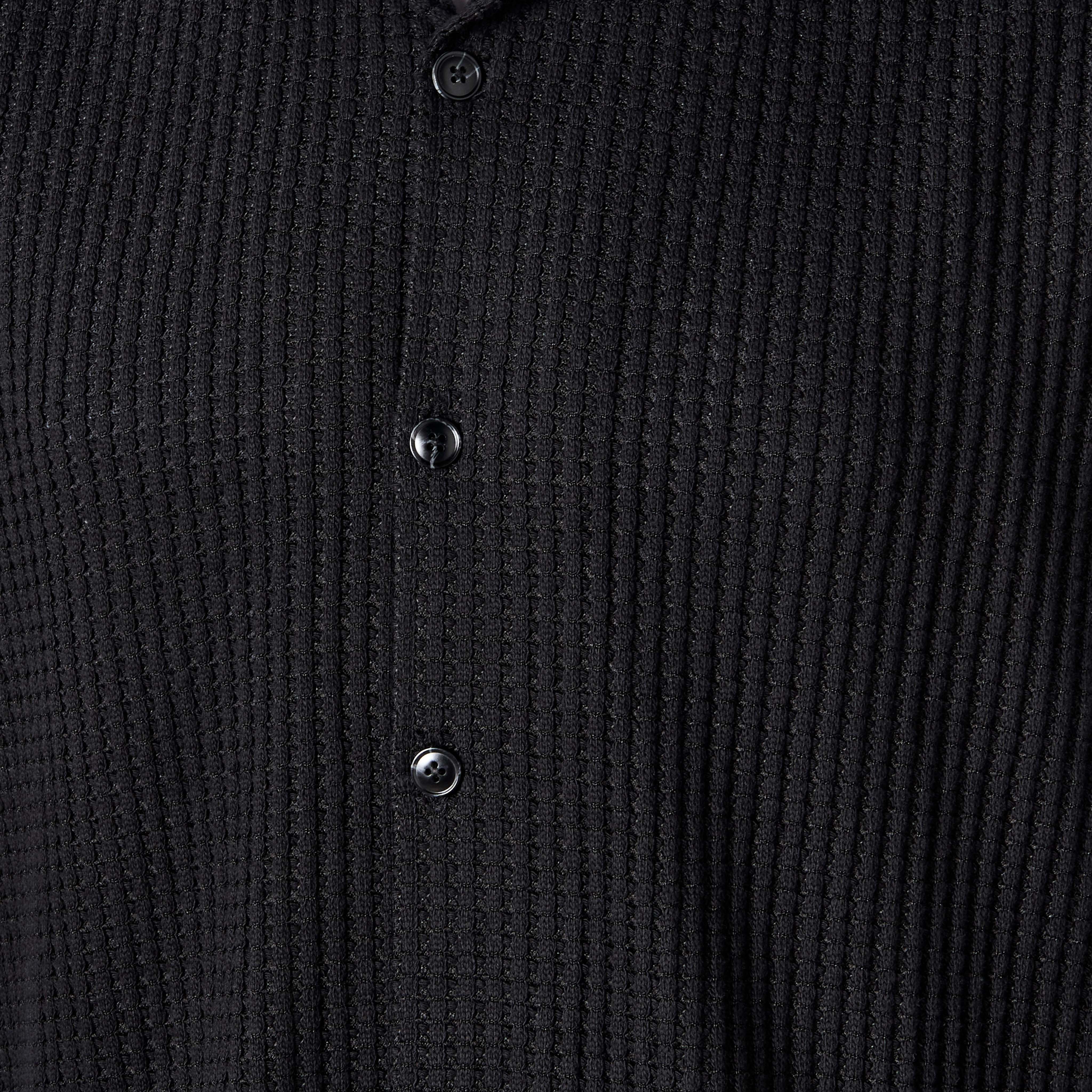 قميص بقصّة عادية وياقة كامب وأكمام قصيرة بارز الملمس للرجال من أيكونيك-men-clothing-shirts-image-4