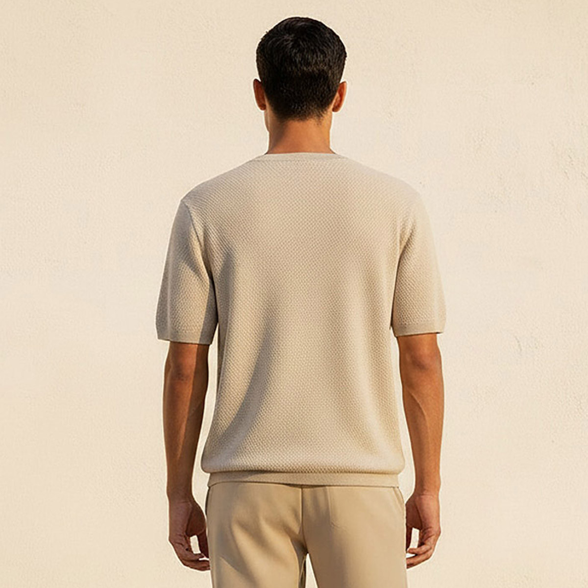 تيشيرت بارز الملمس بقصّة عادية وياقة ضيّقة من سبلاش آيكونيك-men-clothing-tshirtsandpolos-tshirts-image-4