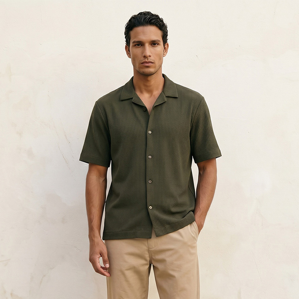 قميص بارز الملمس بياقة عادية وأكمام قصيرة من آيكونيك-men-clothing-shirts-image-1