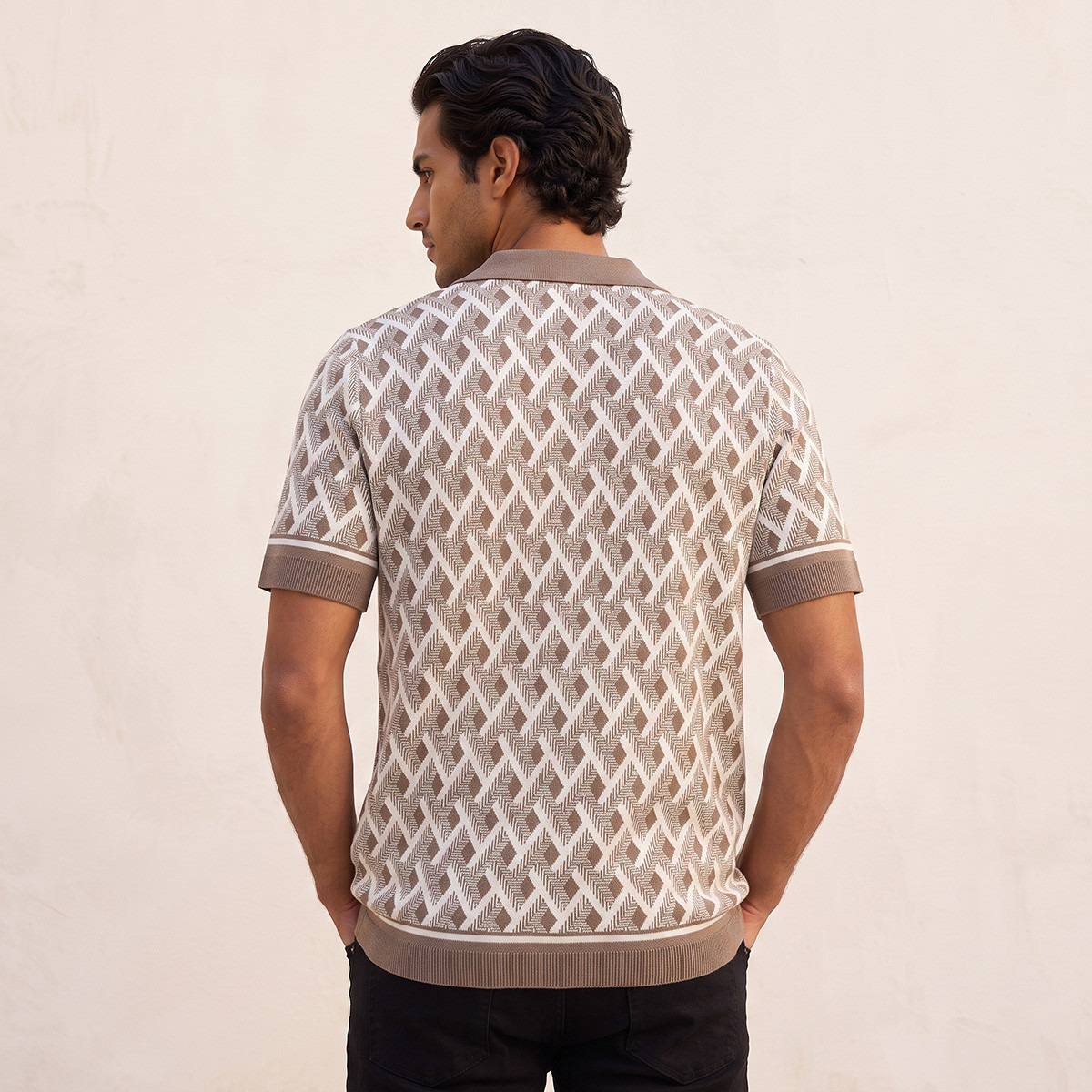 كنزة بياقة كامب من سبلاش أيكونيك-men-clothing-sweatersandpullovers-image-3