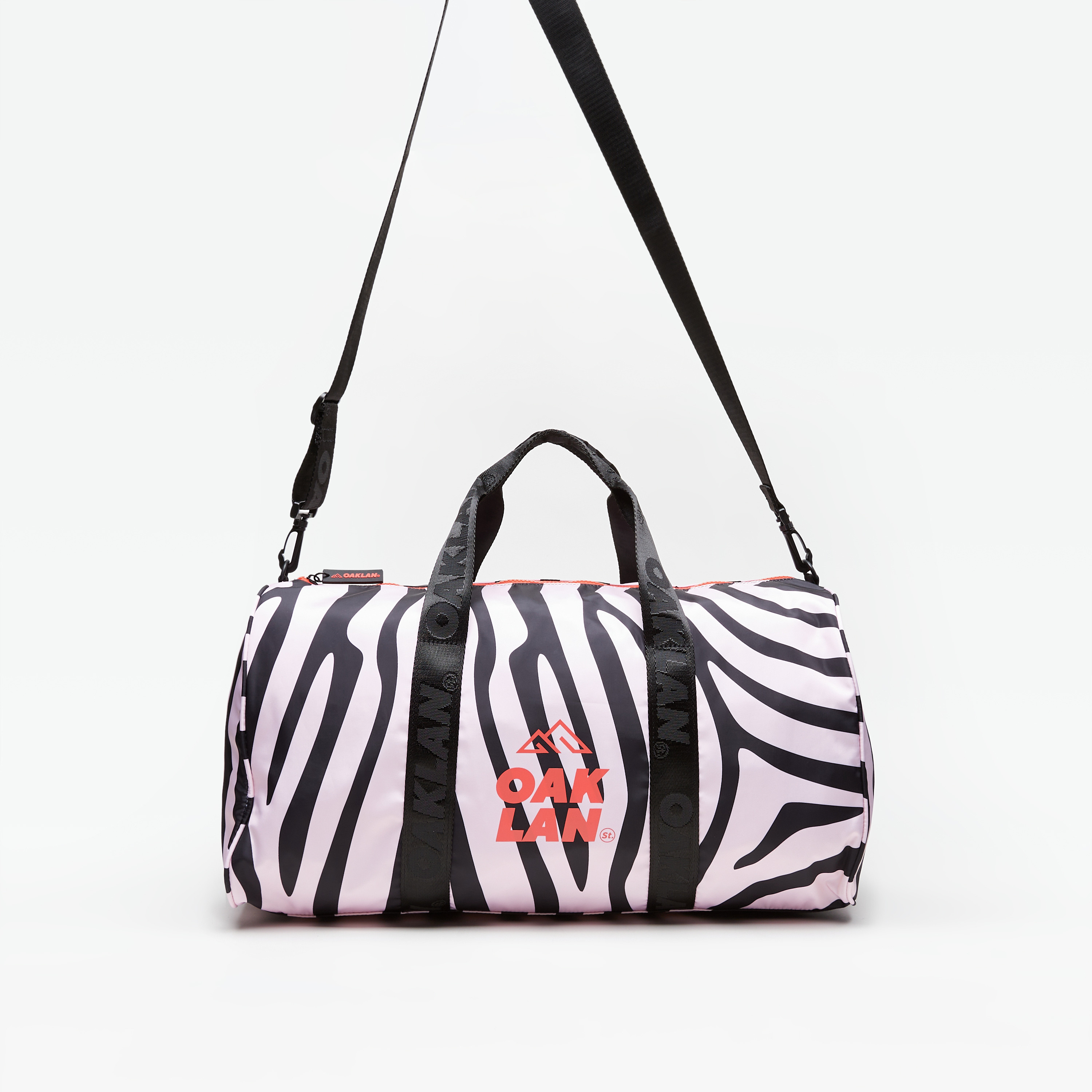 Printed store duffle bags