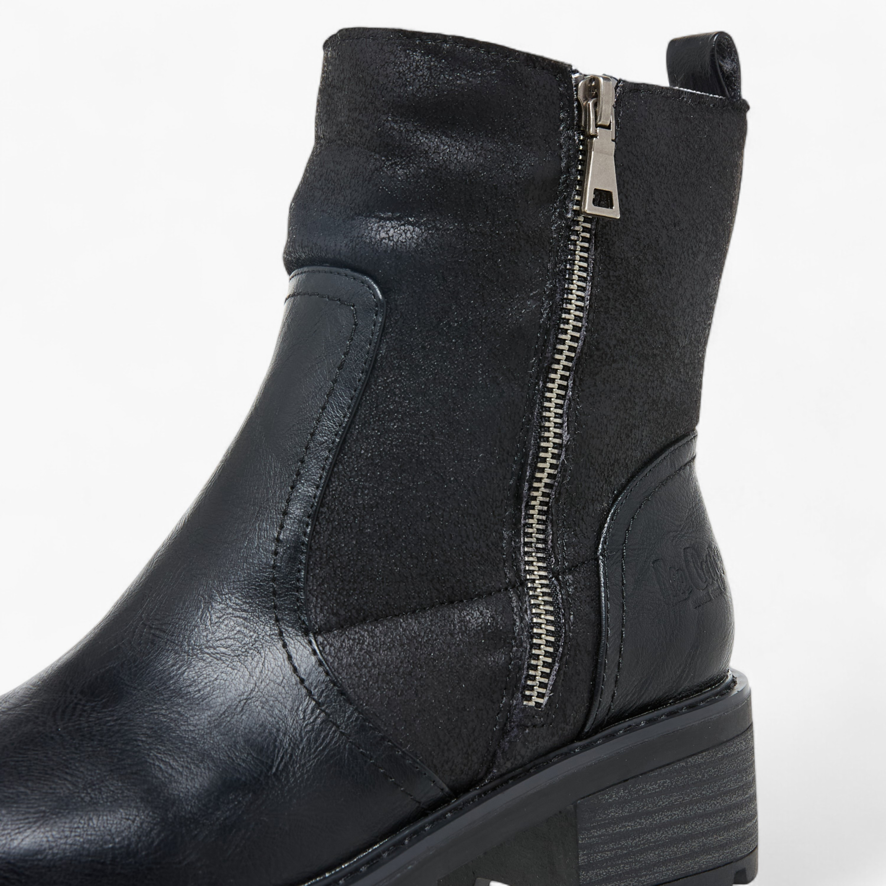 بوت سادة بكعب سميك وسحاب إغلاق للنساء من لي كوبر-women-shoes-boots-image-2