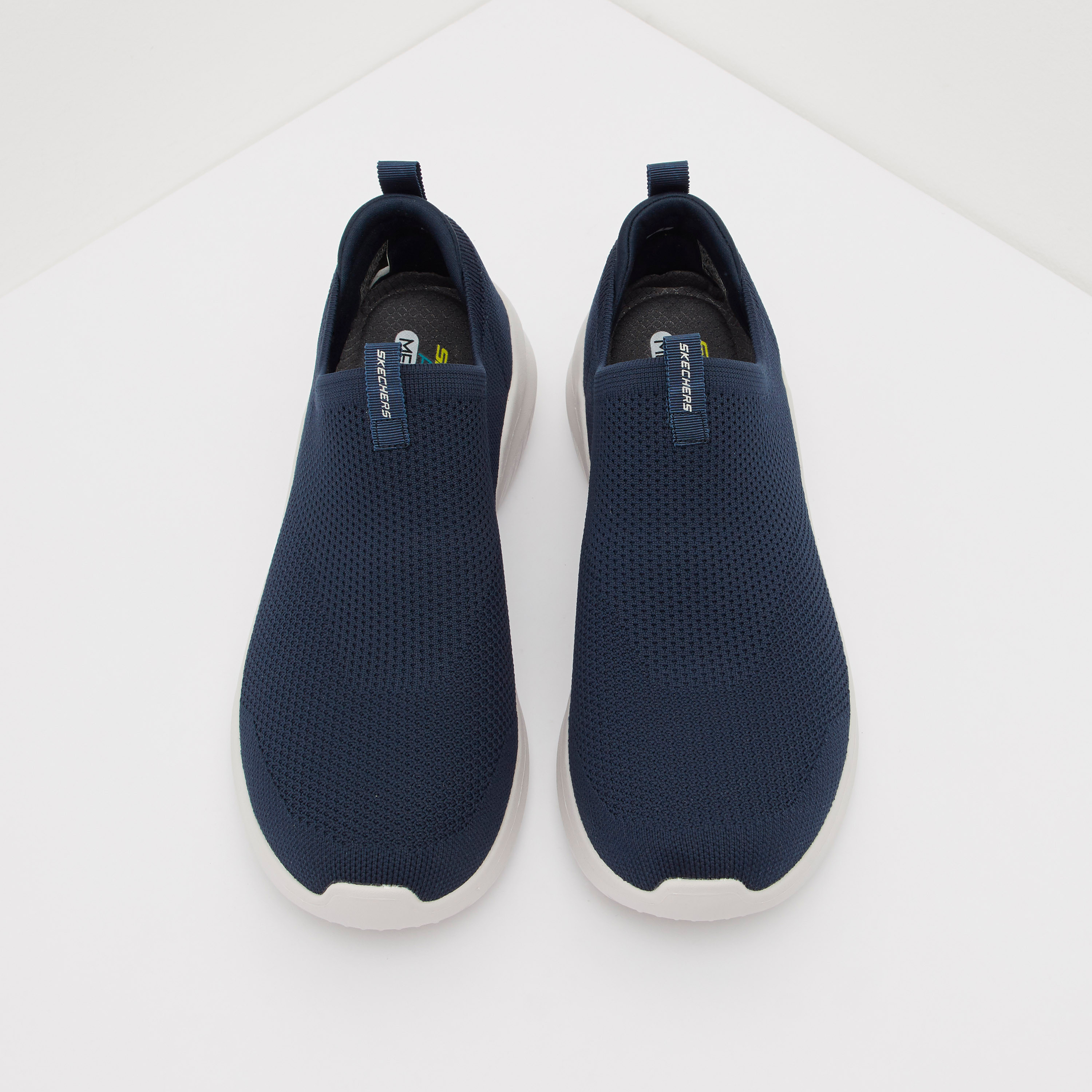 حذاء  مشي سهل الارتداء للرجال من سكيتشرز-sports-men-shoes-image-2