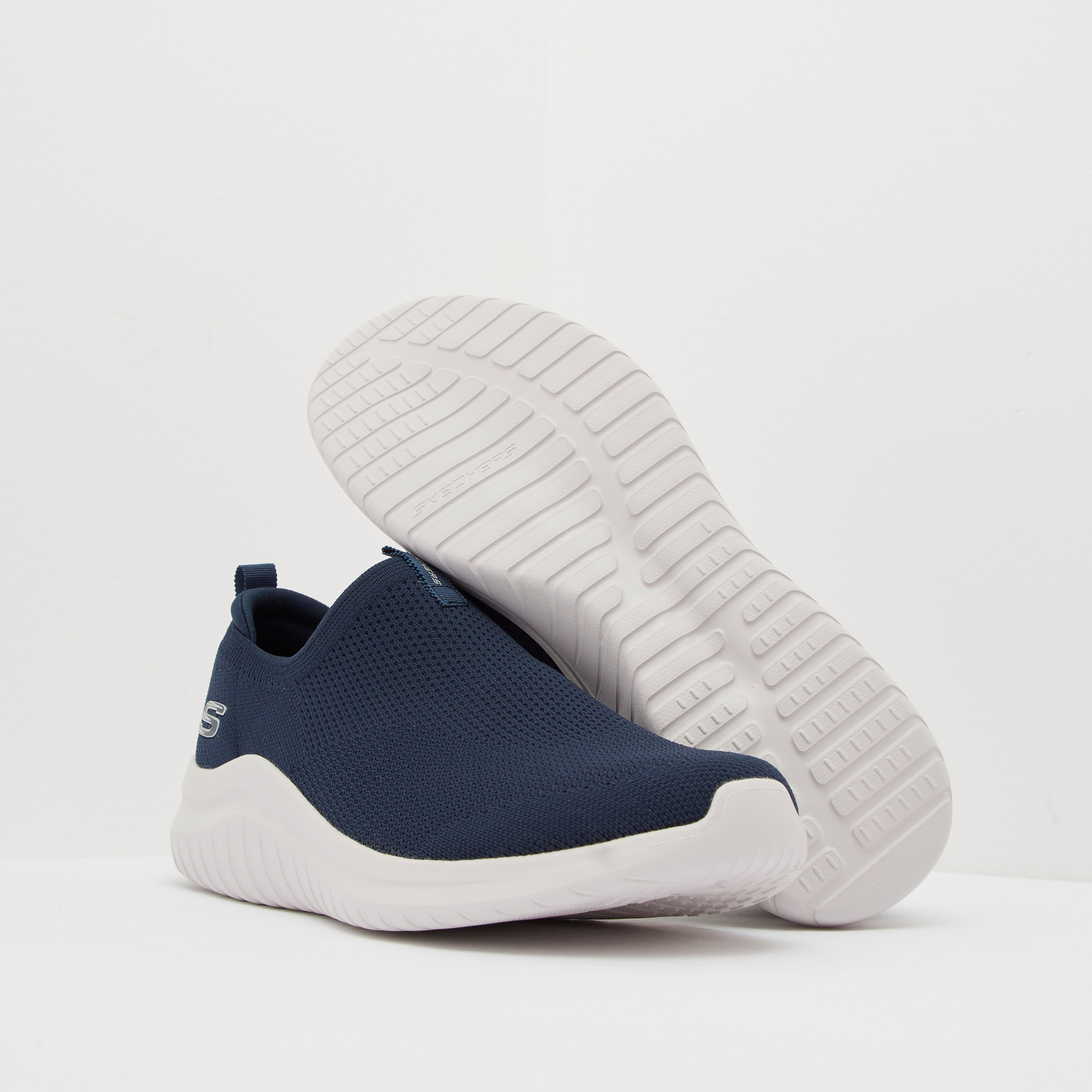 حذاء  مشي سهل الارتداء للرجال من سكيتشرز-sports-men-shoes-image-3