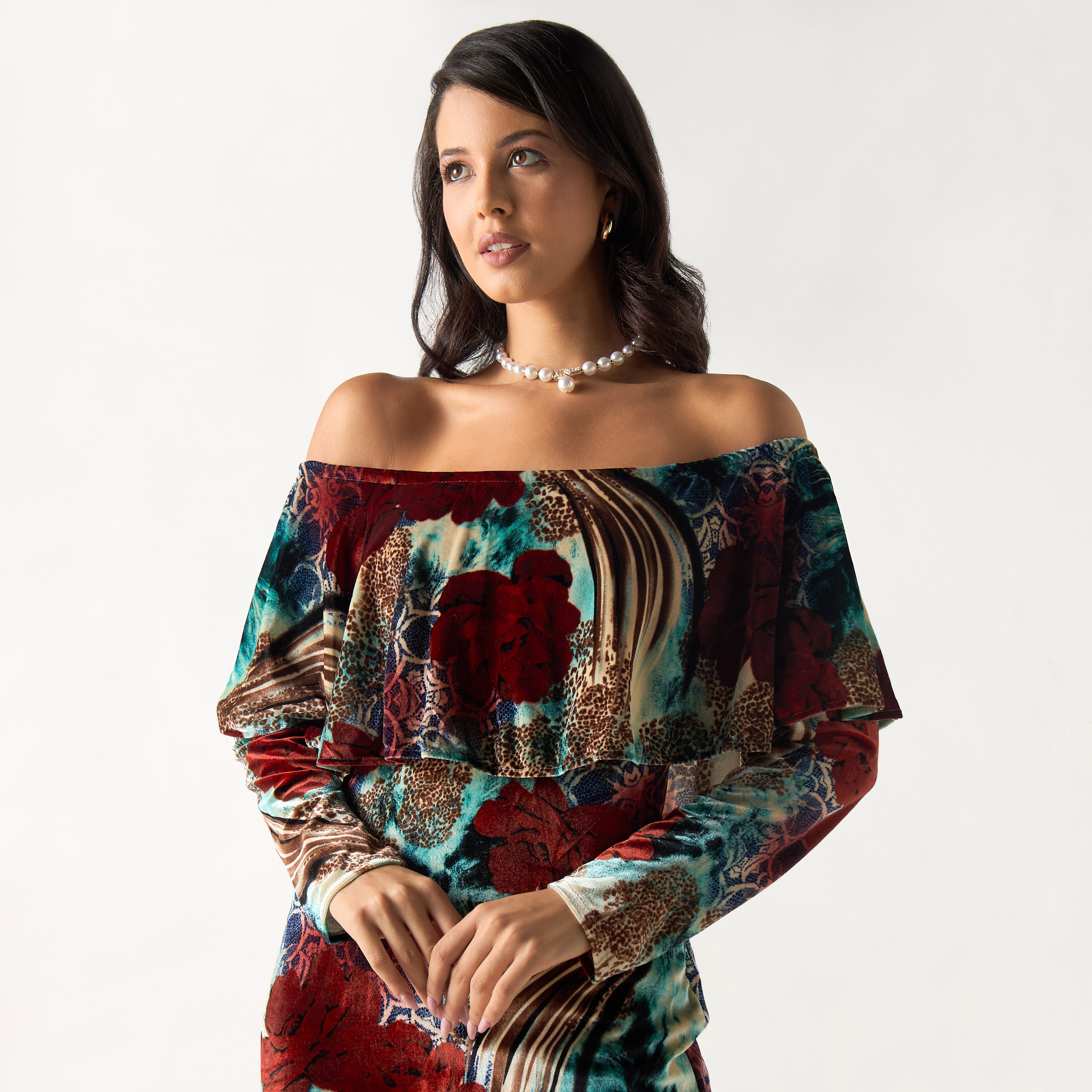 Golden Apple All-Over Floral Print Off Shoulder Maxi Dress with Long Sleeves-women-clothing-dresses-image-4