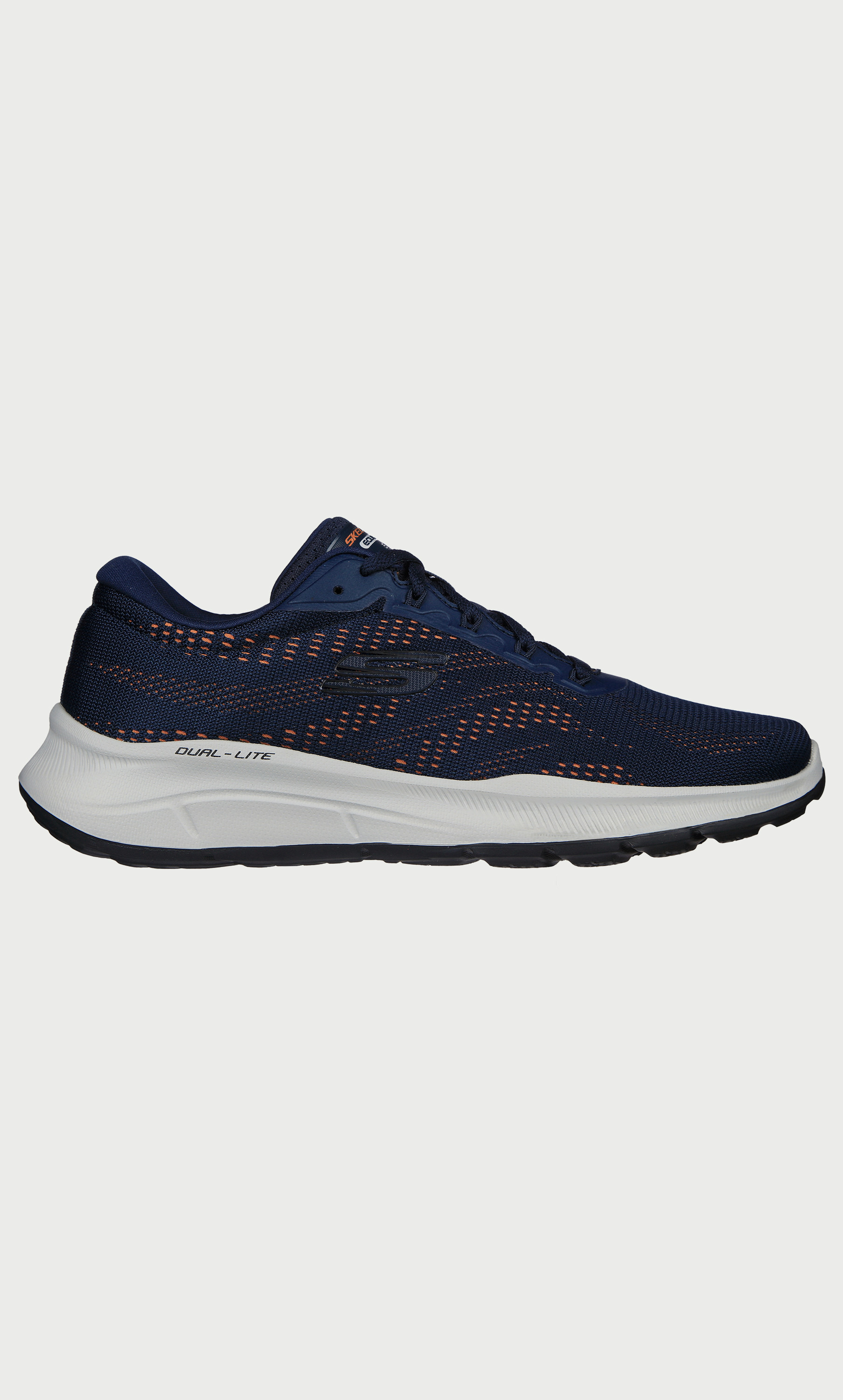 سنيكرز مع ميموري فوم مبرد بالهواء من سكيتشرز إكواليزر 5.0 للرجال 232522-sports-men-shoes-image-2