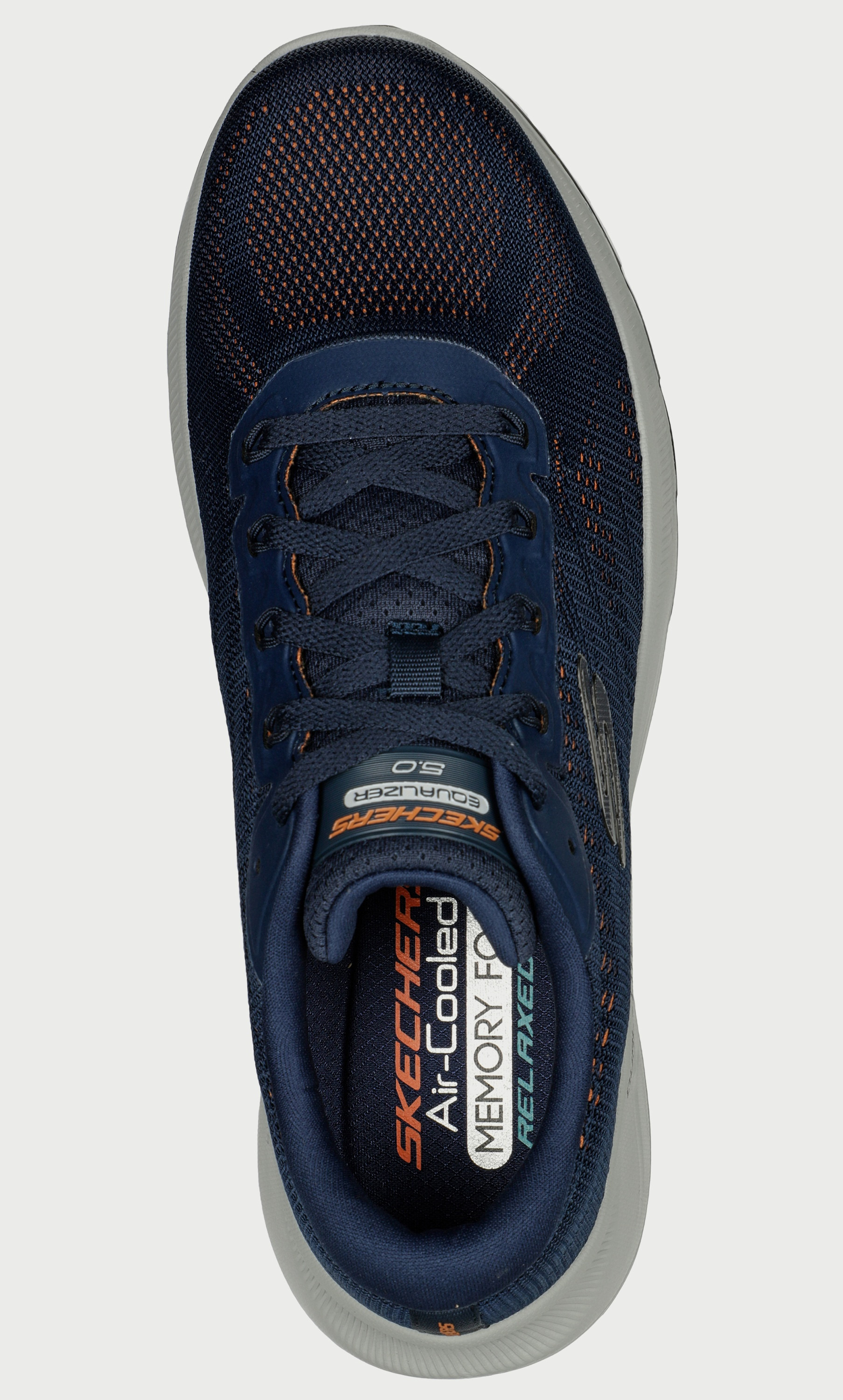 سنيكرز مع ميموري فوم مبرد بالهواء من سكيتشرز إكواليزر 5.0 للرجال 232522-sports-men-shoes-image-4