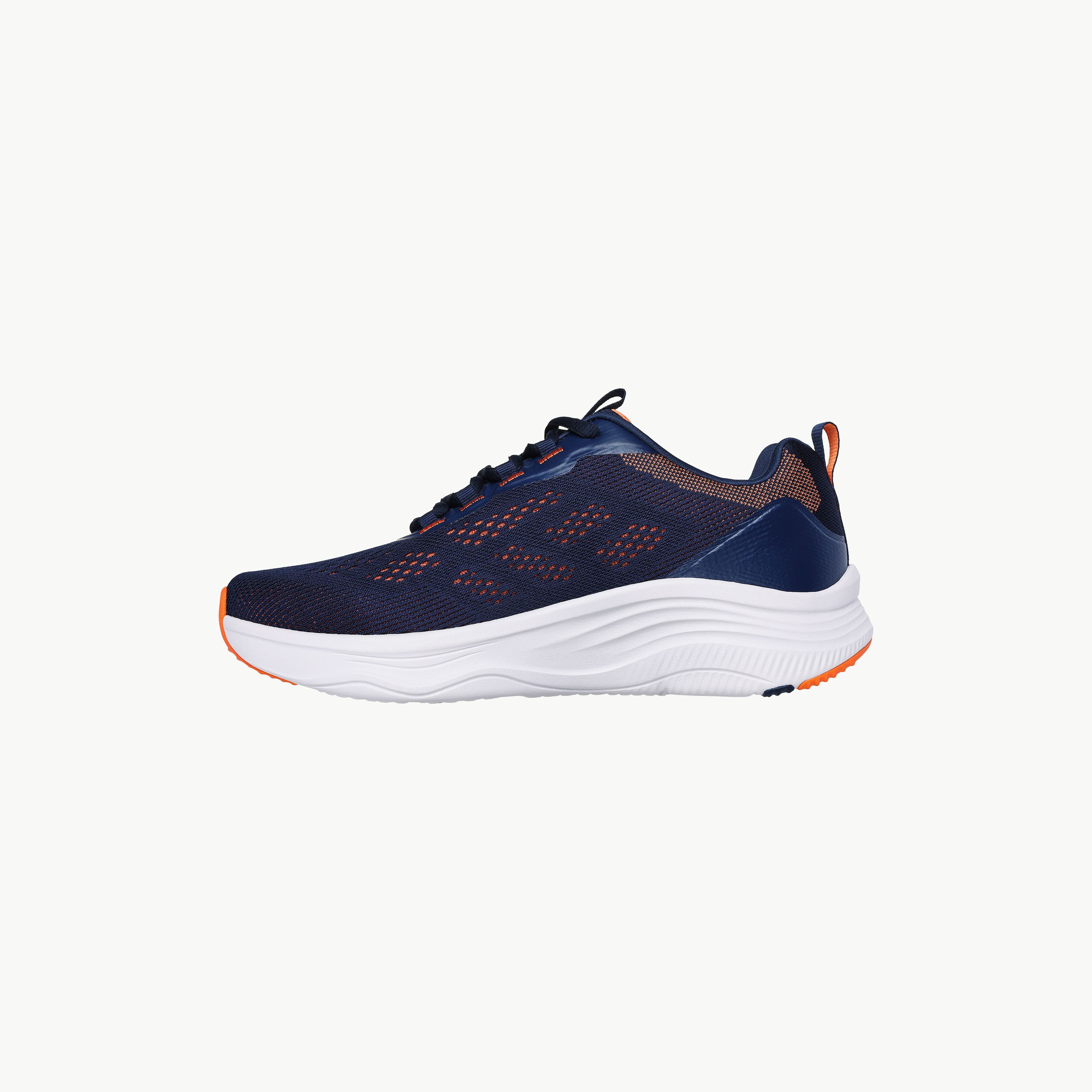 حذاء رياضي ميموري فوم رجالي مبرد بالهواء من سكيتشرز دلاكس فتنيس | 232617-sports-men-shoes-image-3