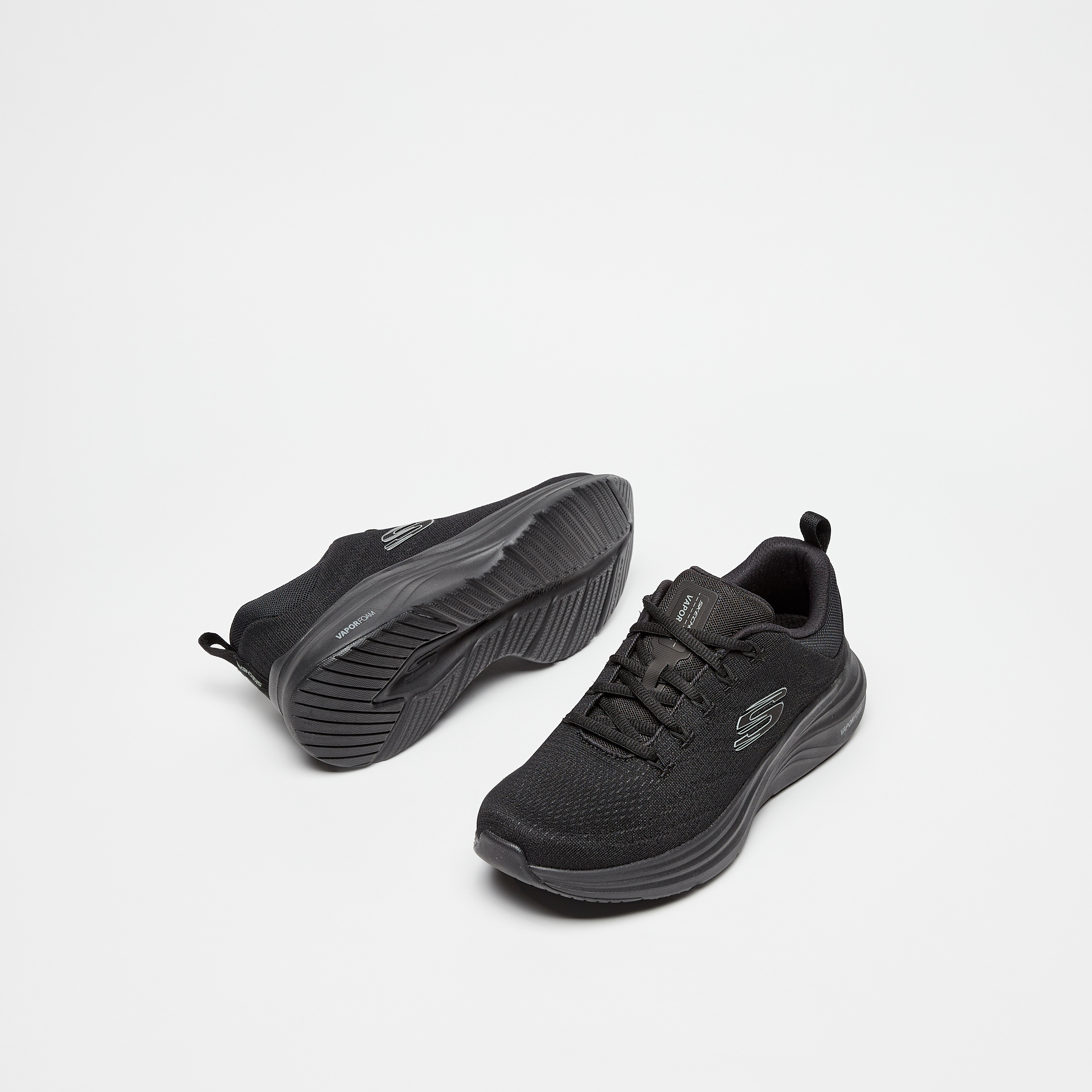 حذاء رياضي ميموري فوم رجالي مبرد بالهواء من سكيتشرز سكيتش وابور لايت | 232626-sports-men-shoes-image-21