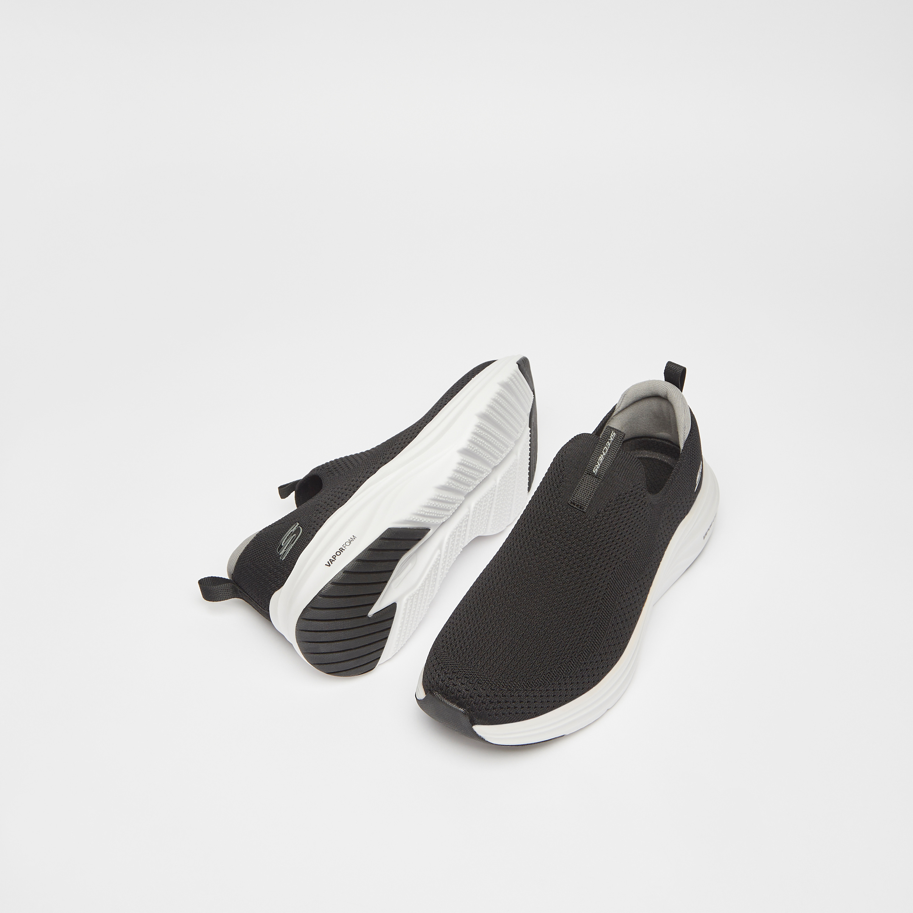 حذاء سهل الارتداء ميموري فوم رجالي مبرد بالهواء من سكيتشرز سكيتش وابور لايت | 232629-sports-men-shoes-image-4