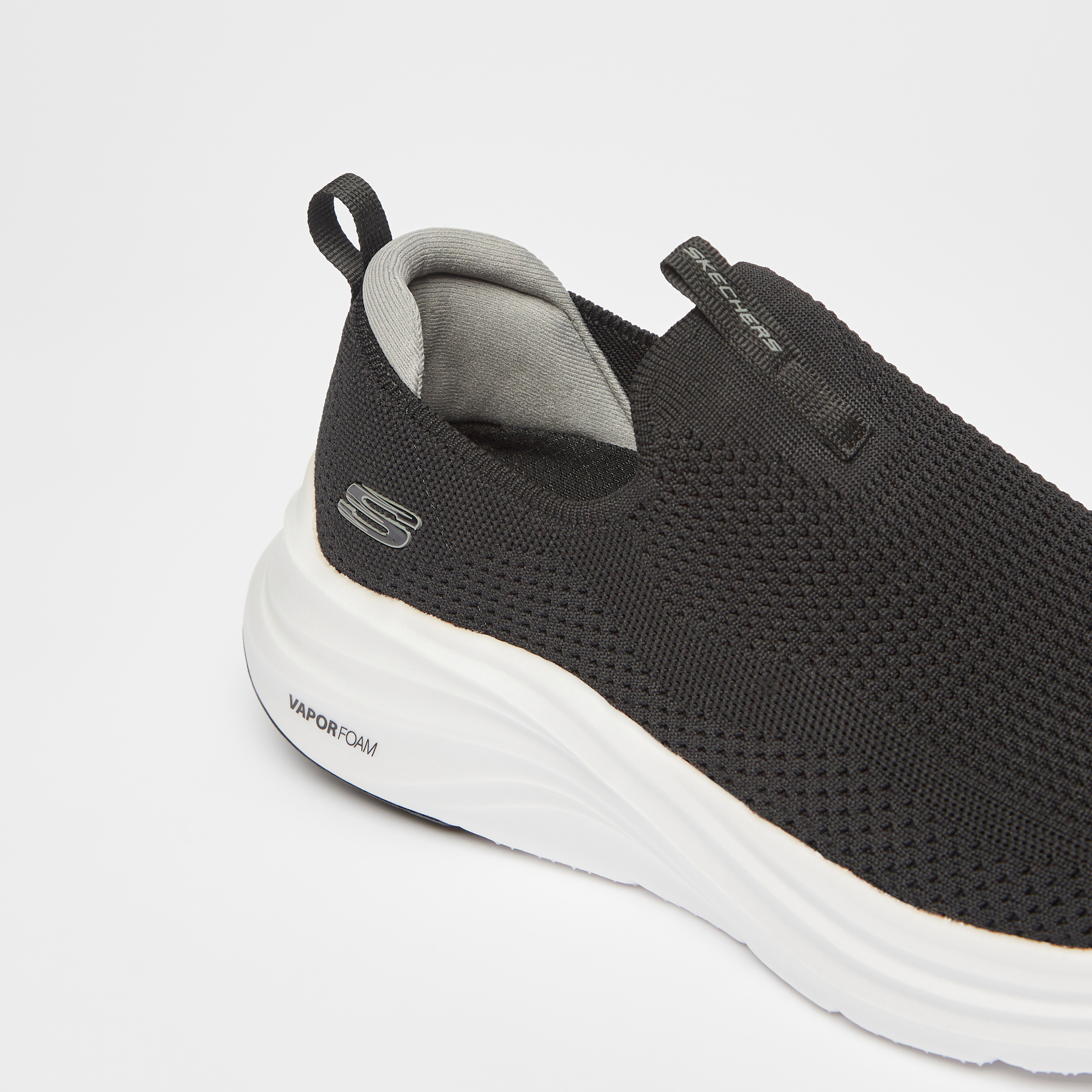 حذاء سهل الارتداء ميموري فوم رجالي مبرد بالهواء من سكيتشرز سكيتش وابور لايت | 232629-sports-men-shoes-image-5
