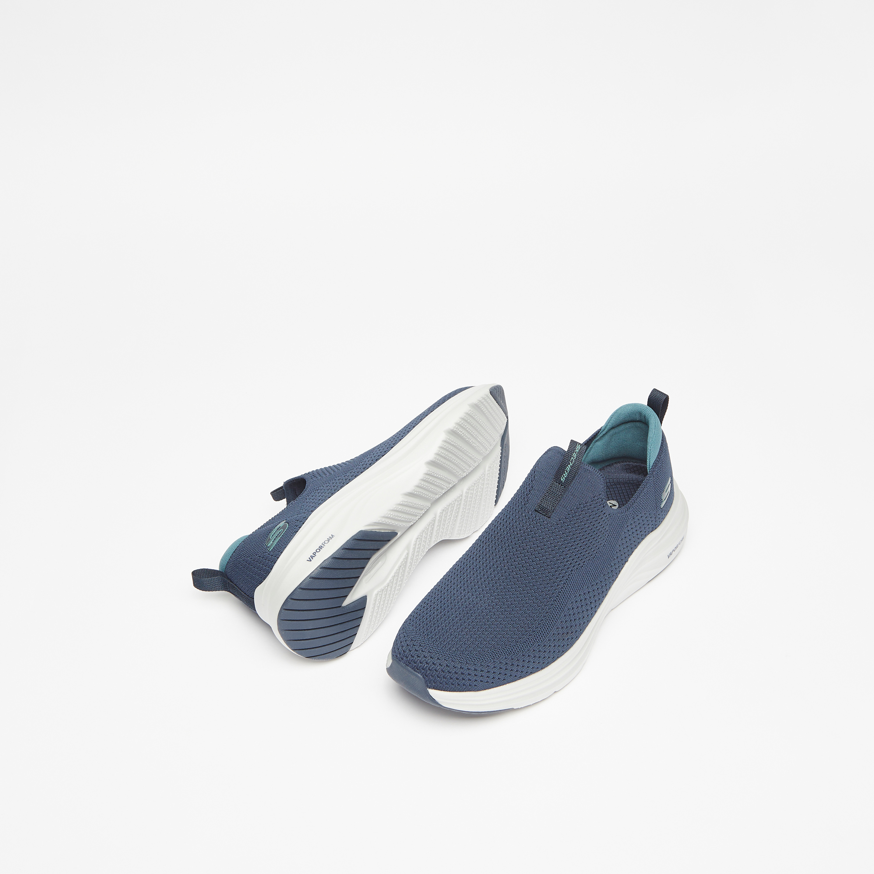 حذاء سهل الارتداء ميموري فوم رجالي مبرد بالهواء من سكيتشرز سكيتش وابور لايت | 232629-sports-men-shoes-image-14