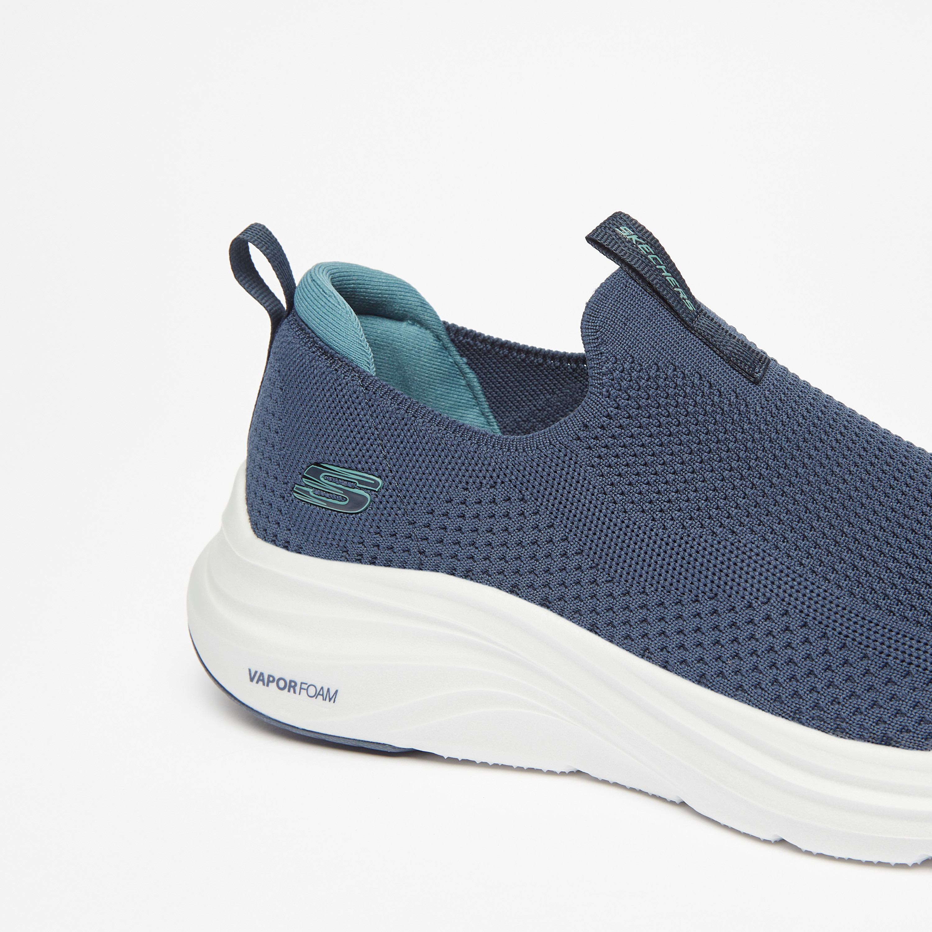 حذاء سهل الارتداء ميموري فوم رجالي مبرد بالهواء من سكيتشرز سكيتش وابور لايت | 232629-sports-men-shoes-image-15