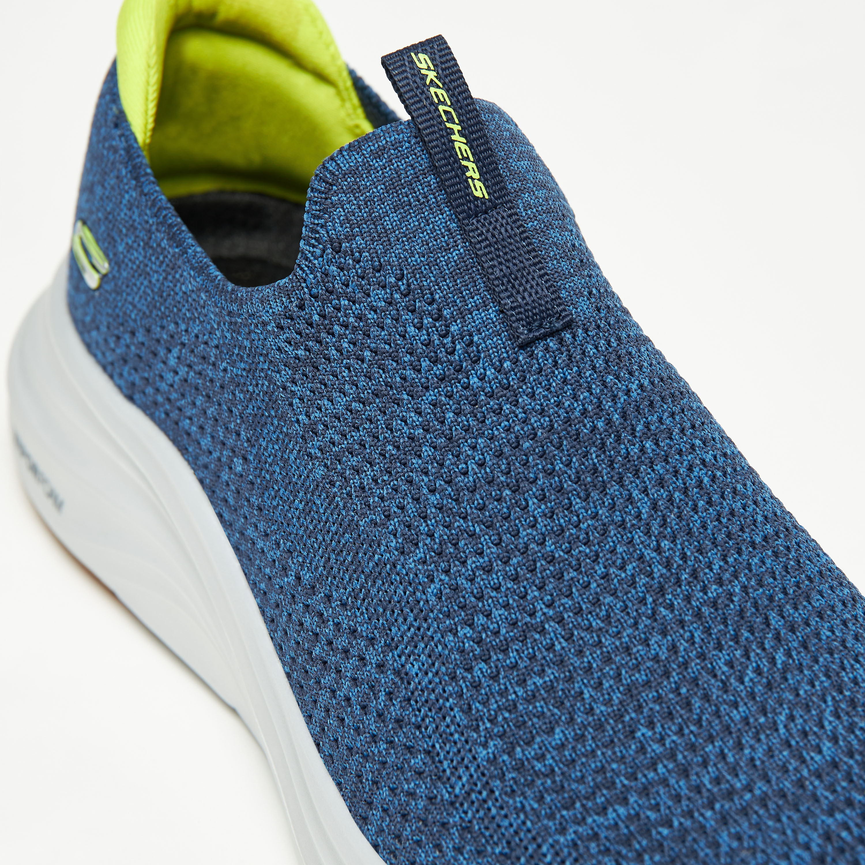 سكيتشرز حذاء فابور فوم ميموري فوم للرجال 232630-BKRD | OE-sports-men-shoes-image-23