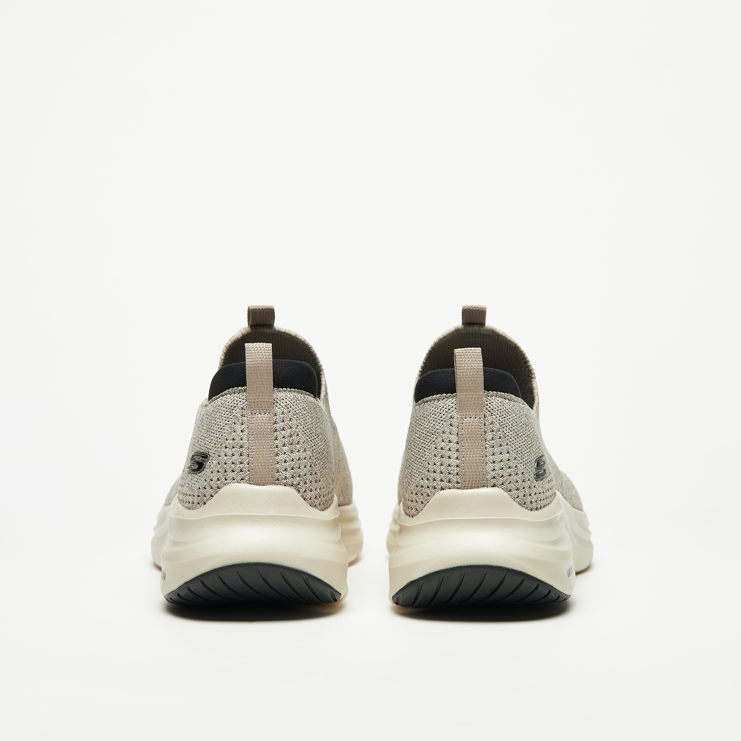سكيتشرز حذاء فابور فوم ميموري فوم للرجال 232630-BKRD | OE-sports-men-shoes-image-29