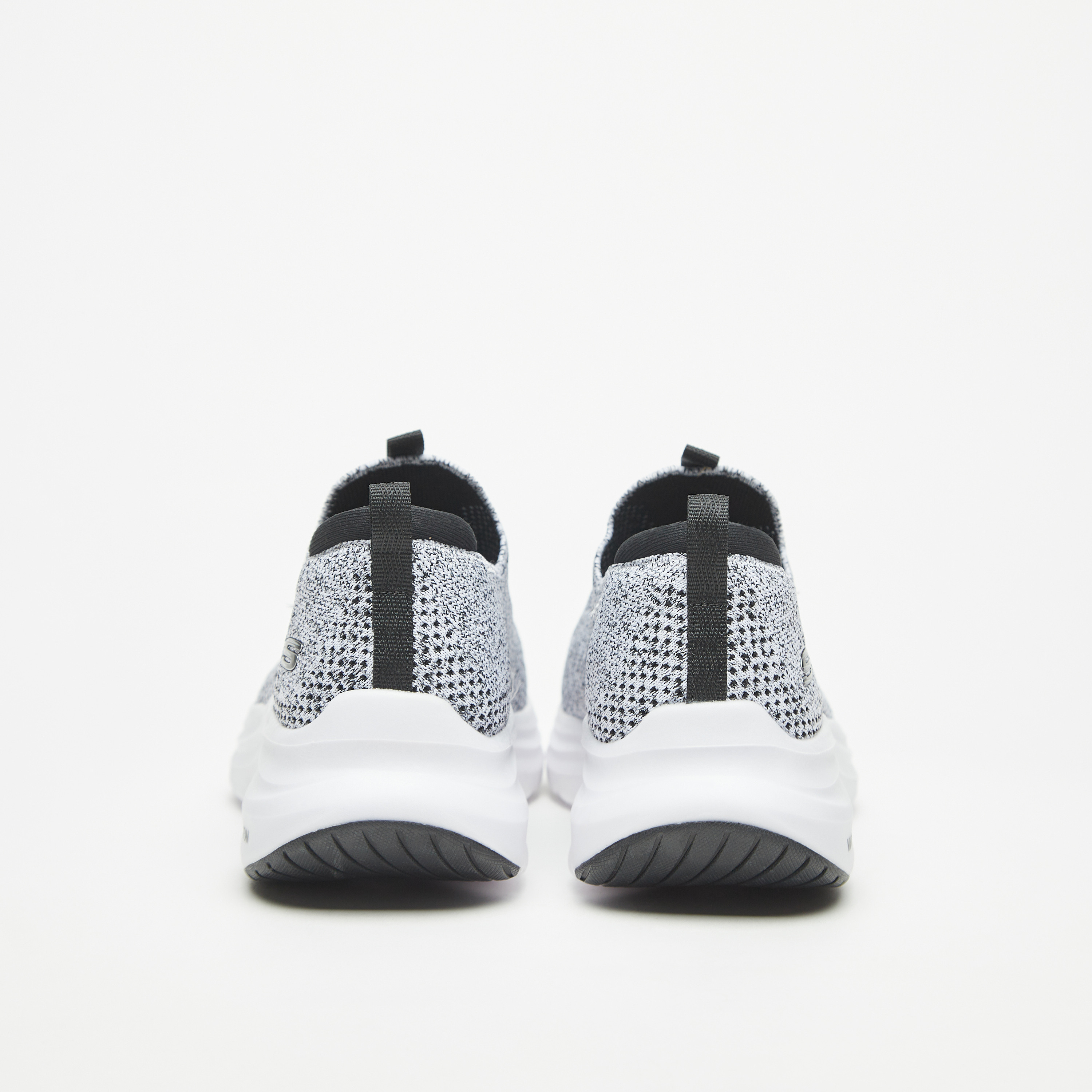سكيتشرز حذاء فابور فوم ميموري فوم للرجال 232630-BKRD | OE-sports-men-shoes-image-37