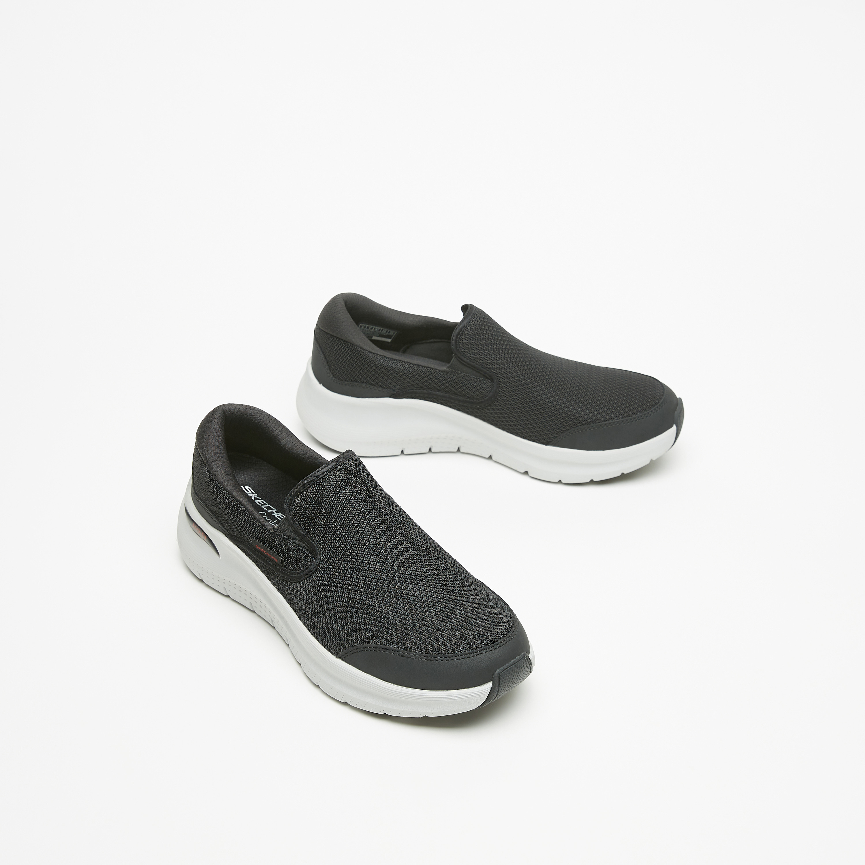 سكيتشرز شبشب ارت فيت 2.0 للرجال 232706-BBK | OE-sports-men-shoes-image-9