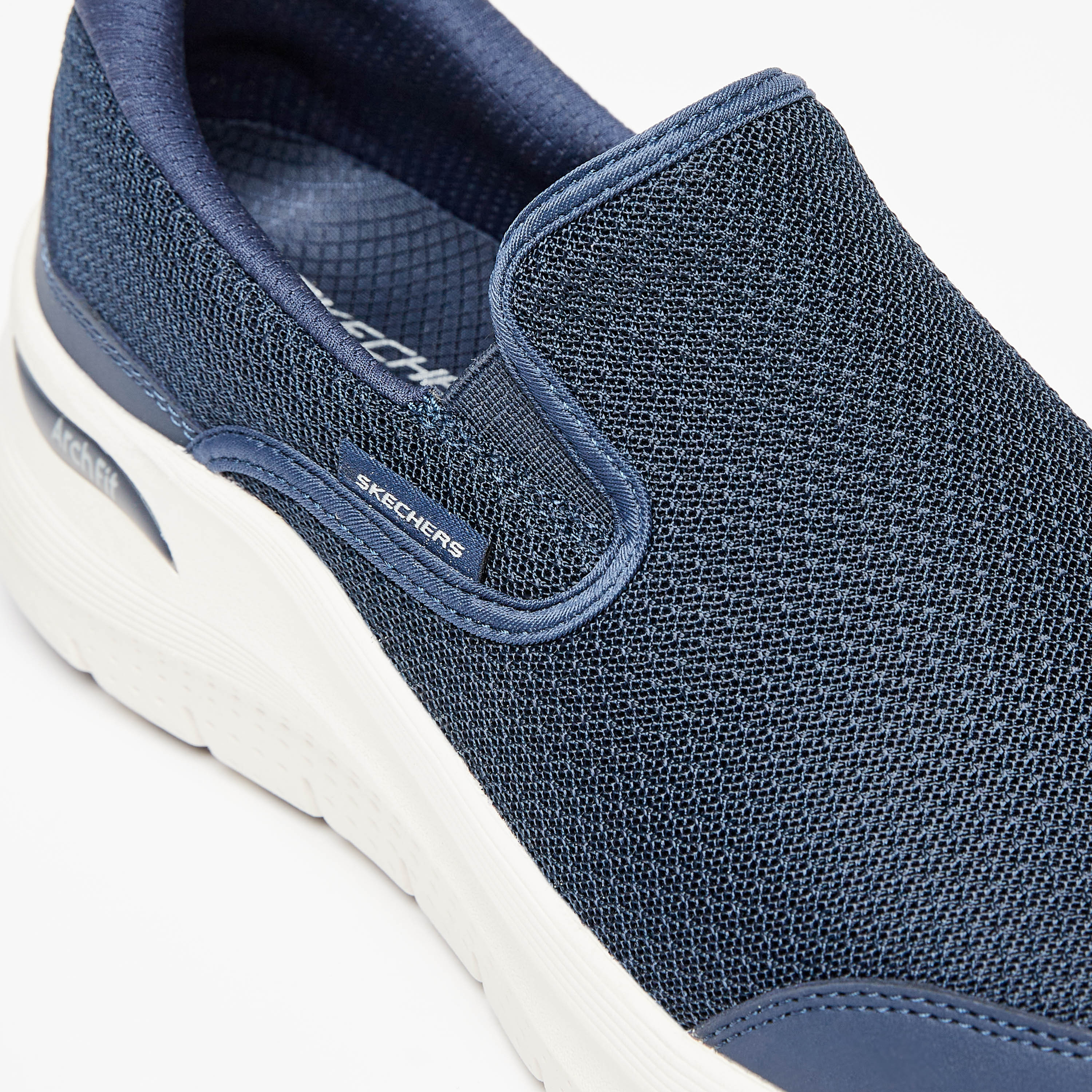 سكيتشرز شبشب ارت فيت 2.0 للرجال 232706-BBK | OE-sports-men-shoes-image-39