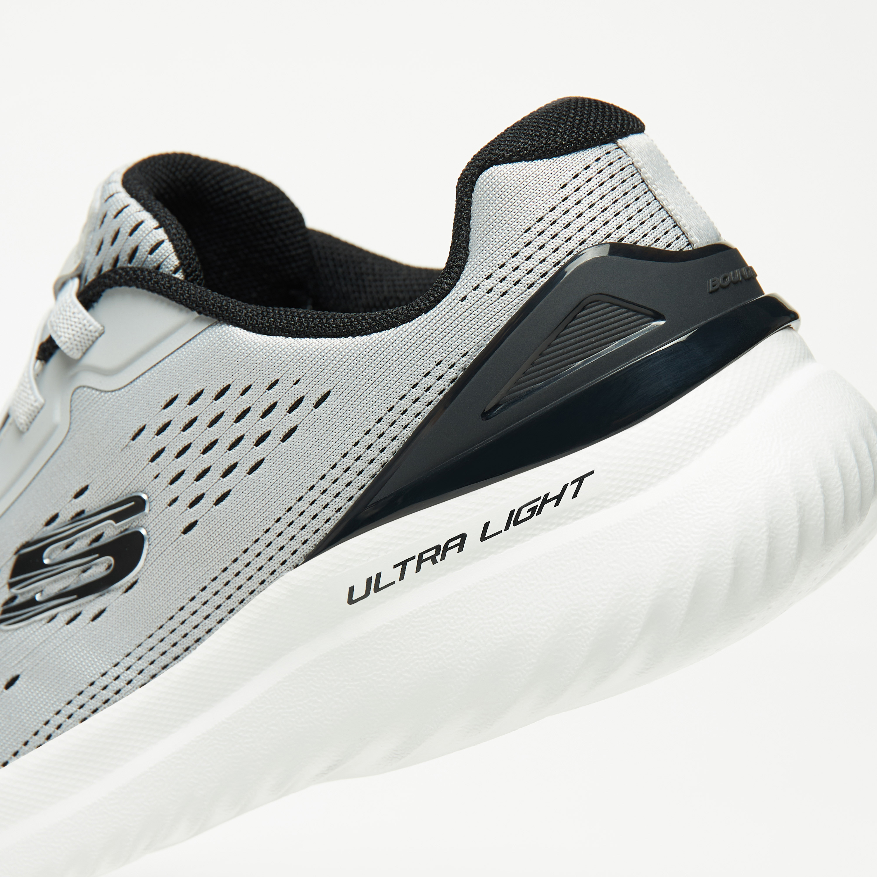 سكيتشرز حذاء رياضي باوندر 2.0 ميموري فوم كاحل منخفض للرجال 232776-BBK | OE-sports-men-shoes-image-16