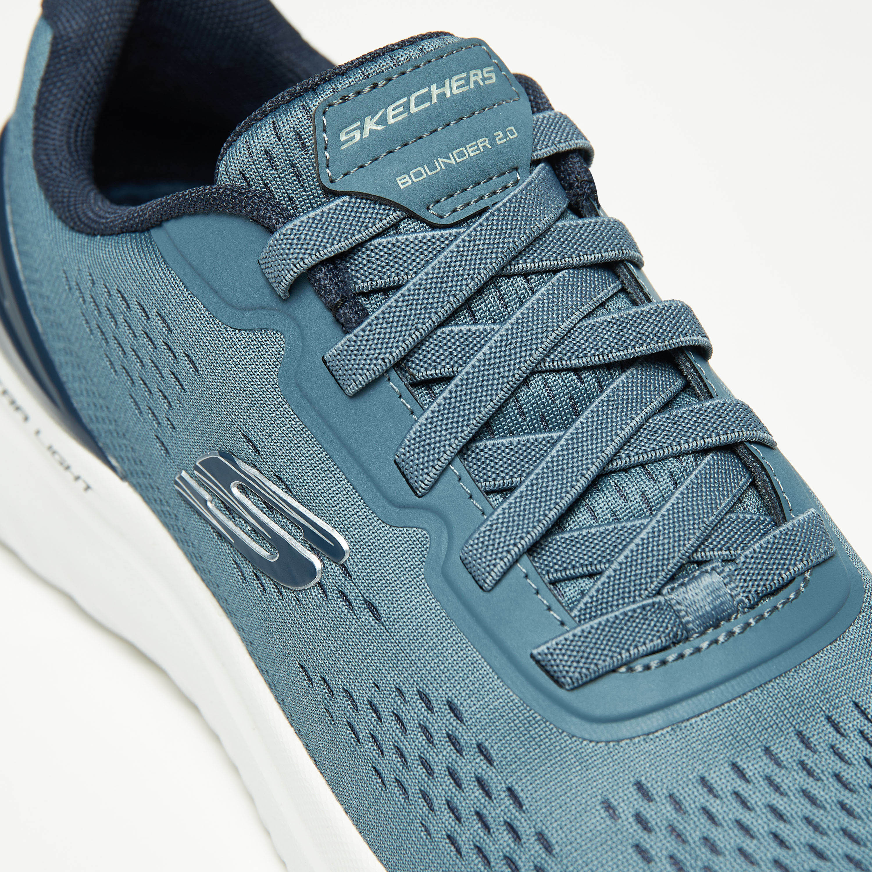 سكيتشرز حذاء رياضي باوندر 2.0 ميموري فوم كاحل منخفض للرجال 232776-BBK | OE-sports-men-shoes-image-31