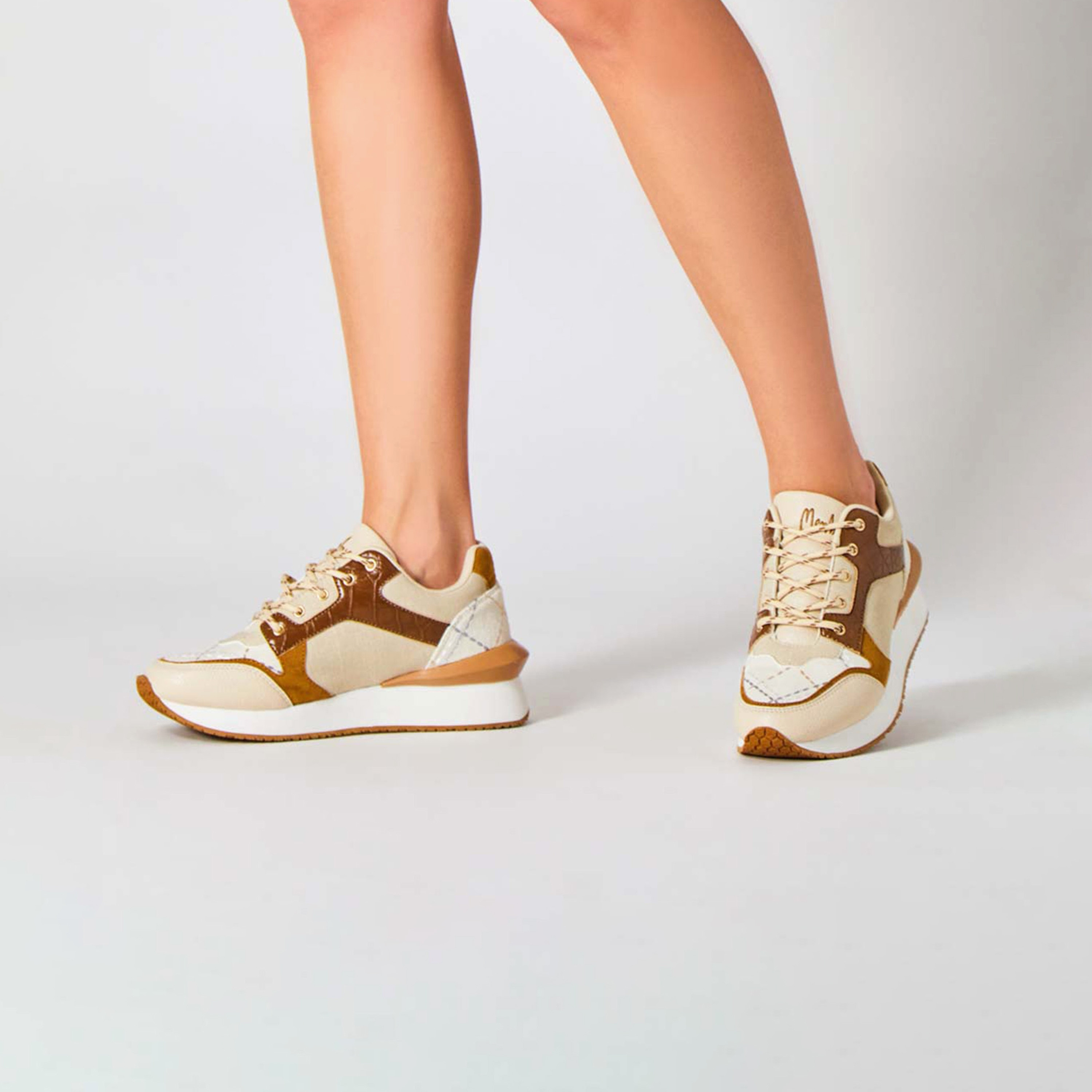 حذاء رياضي نسائي برباط علوي منخفض من مينبور-women-shoes-sneakers-image-6