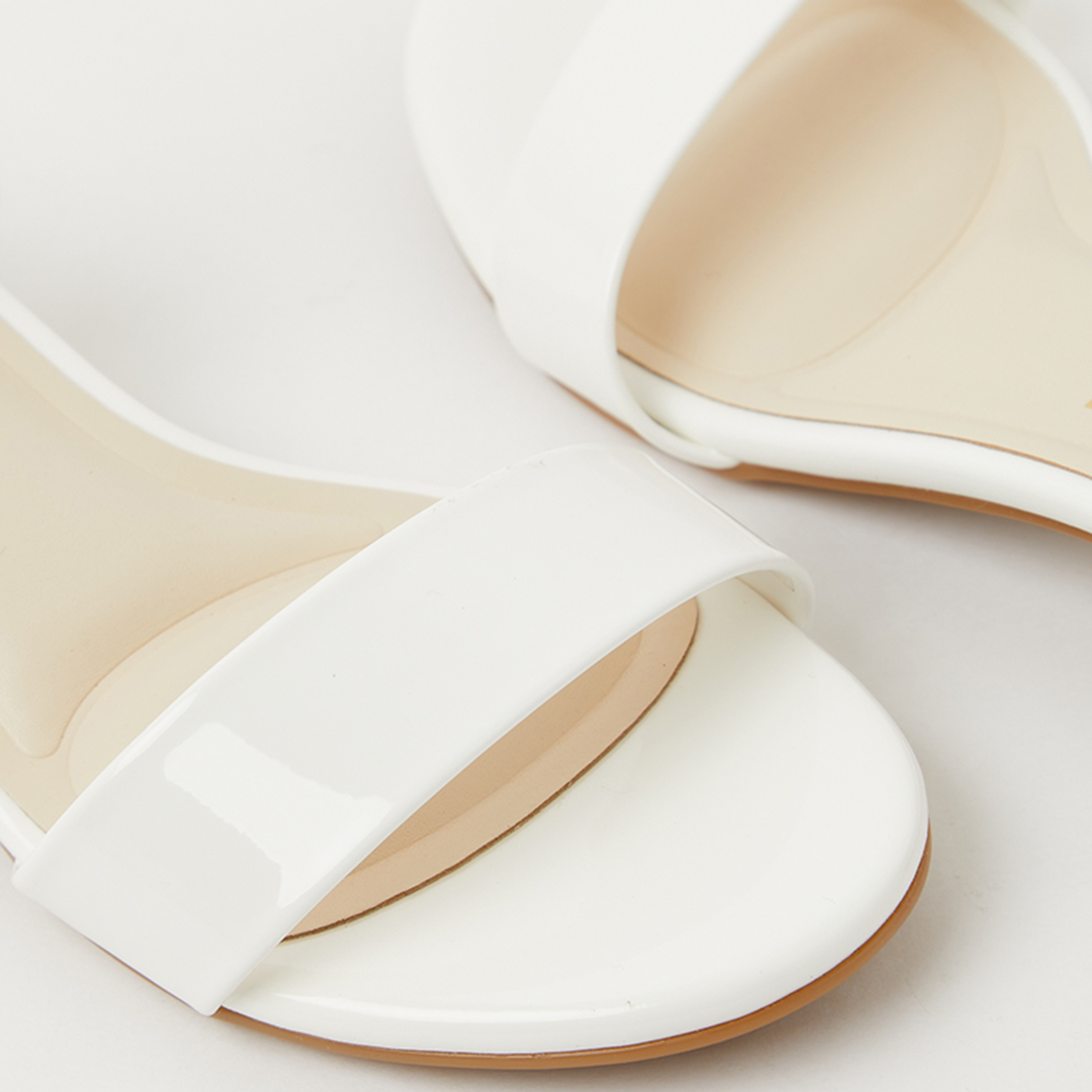 صندل للفتيات بكعب مفتوح وحزام للكاحل من مولكينها | 2343-100-13488-16072-girls-shoes-sandals-image-4