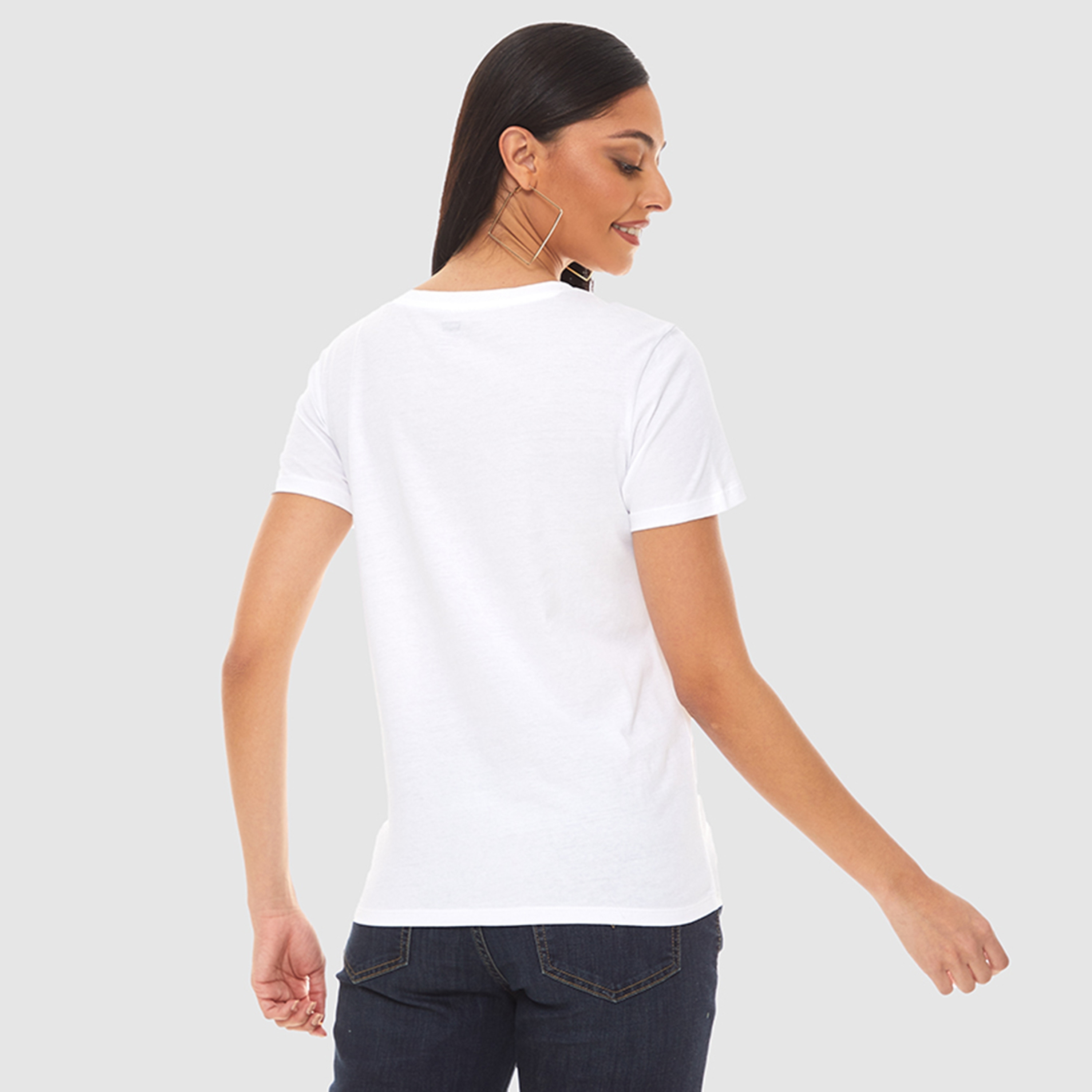 Levi's Logo Round Neck Short Sleeves Women's T-Shirt-women-clothing-tshirts-image-3