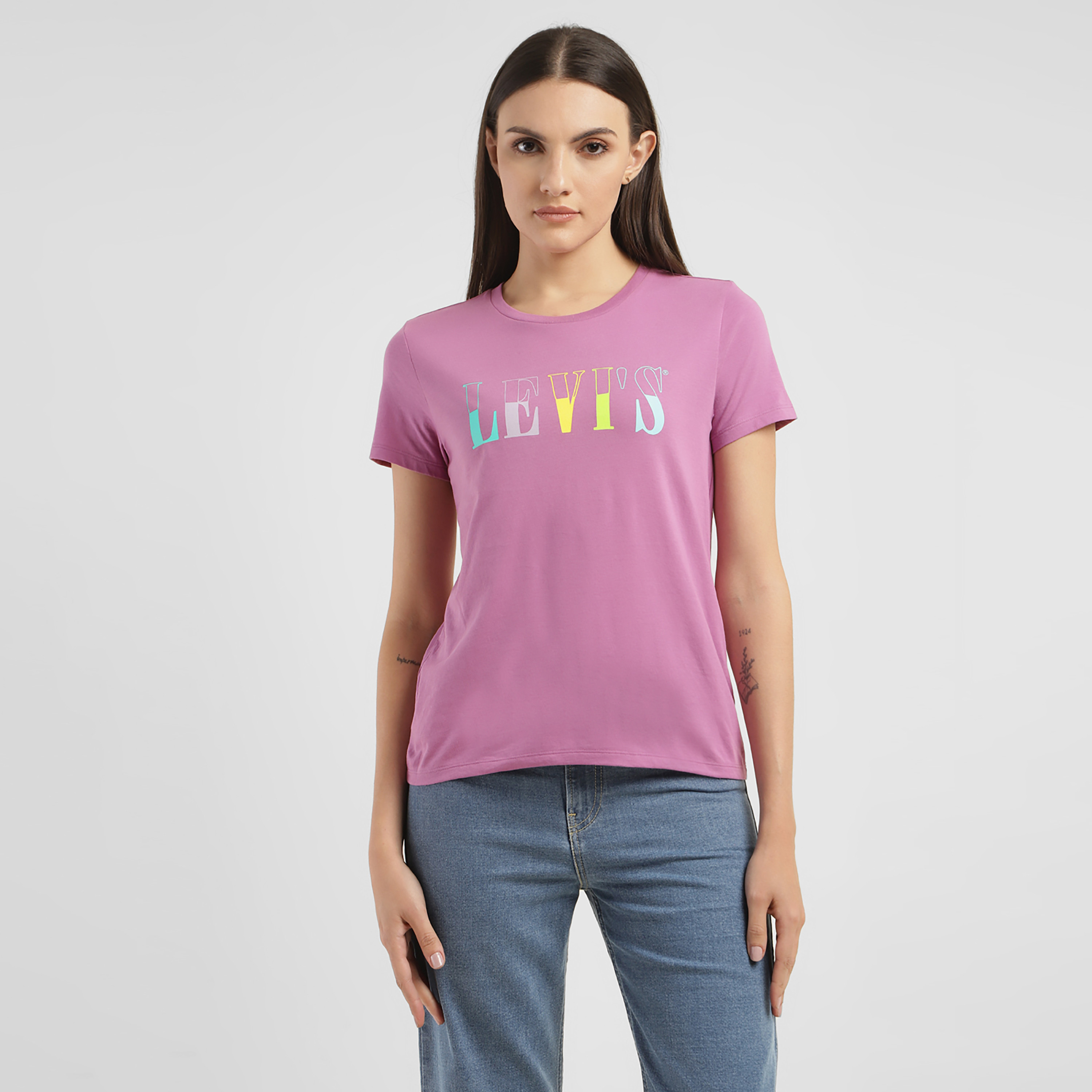 Levi's Graphic Crew Neck Short Sleeves T-Shirt-women-clothing-tshirts-image-1