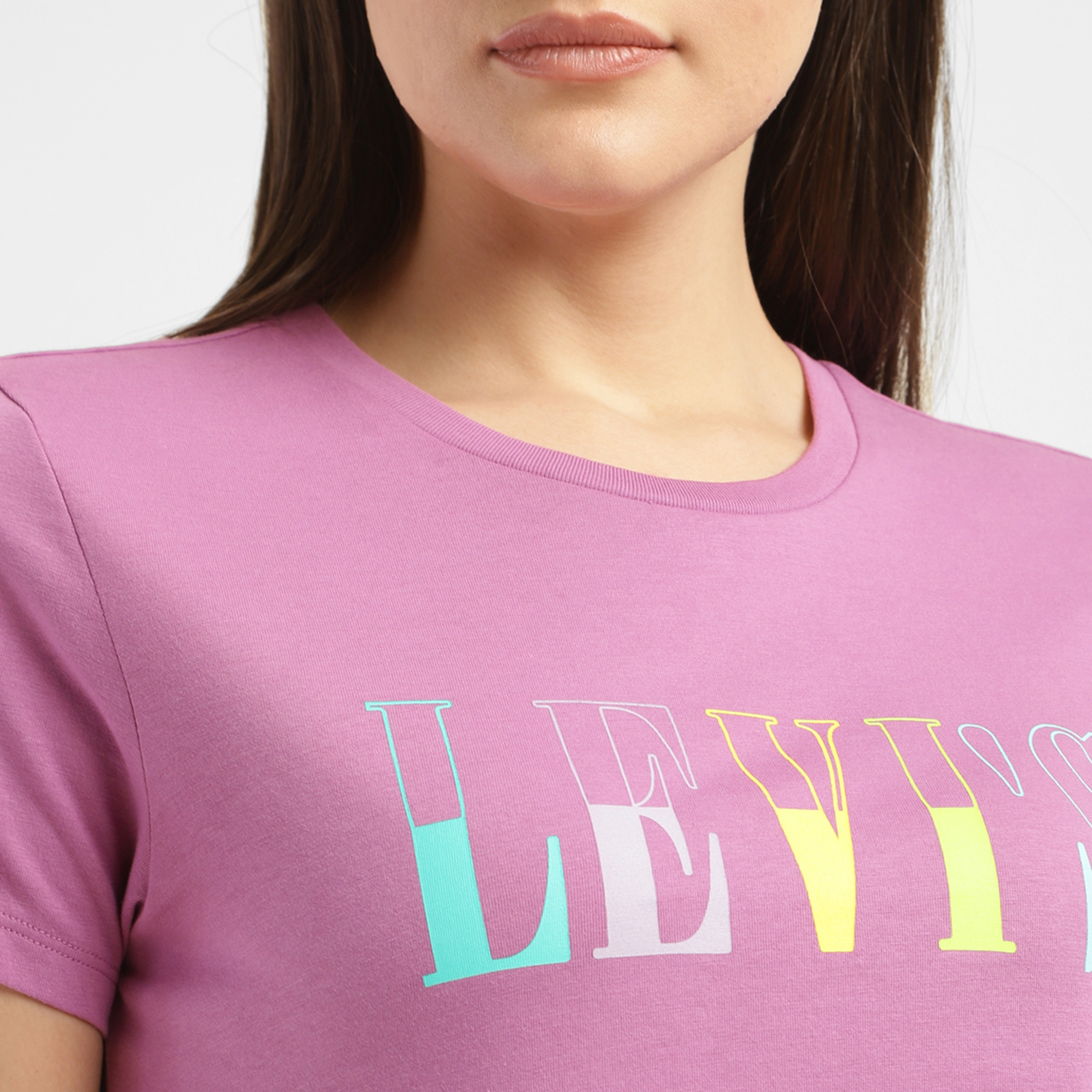 Levi's Graphic Crew Neck Short Sleeves T-Shirt-women-clothing-tshirts-image-3
