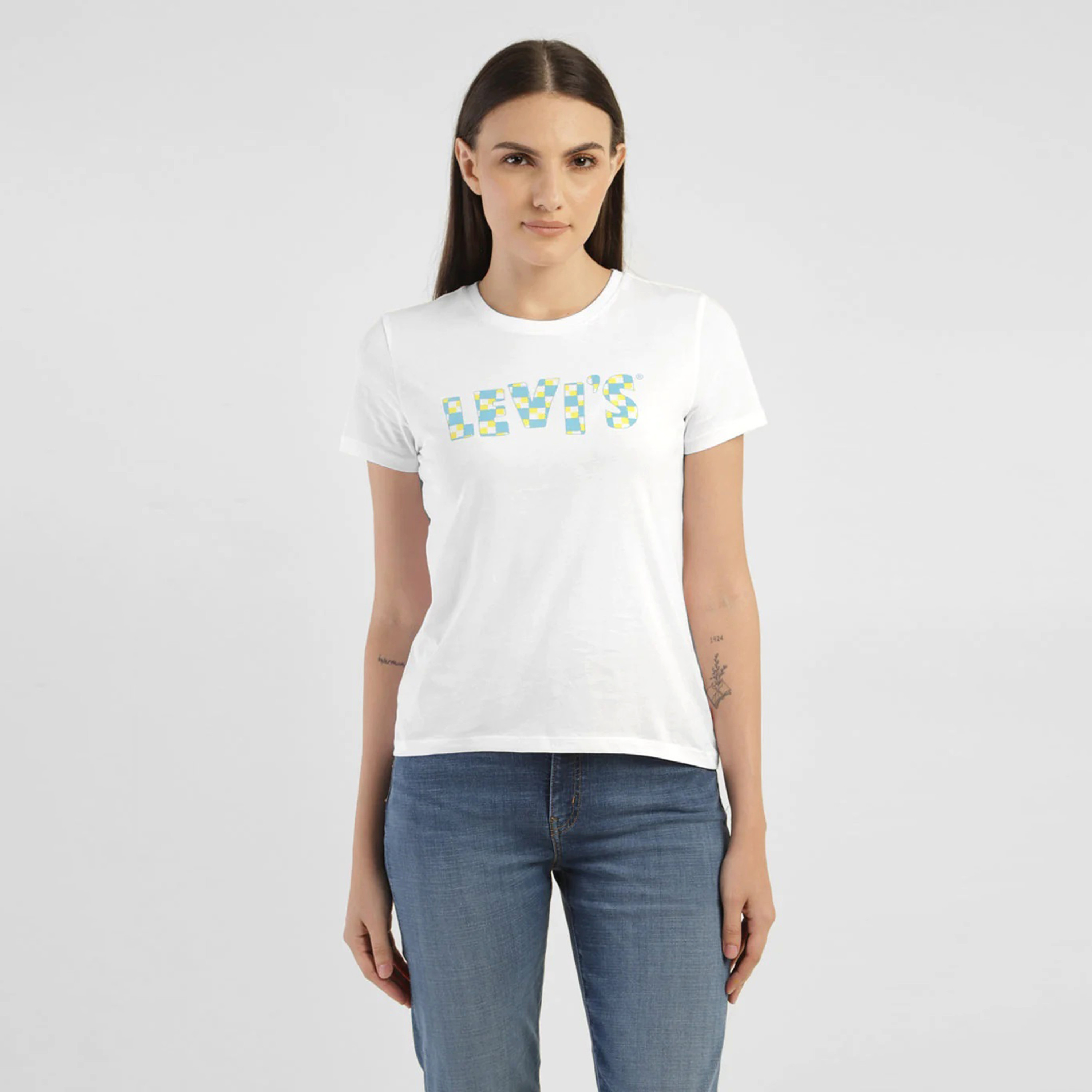 تيشيرت ليفايز جرافيكي بأكمام قصيرة وياقة دائرية مع شعار-women-clothing-tshirts-image-1