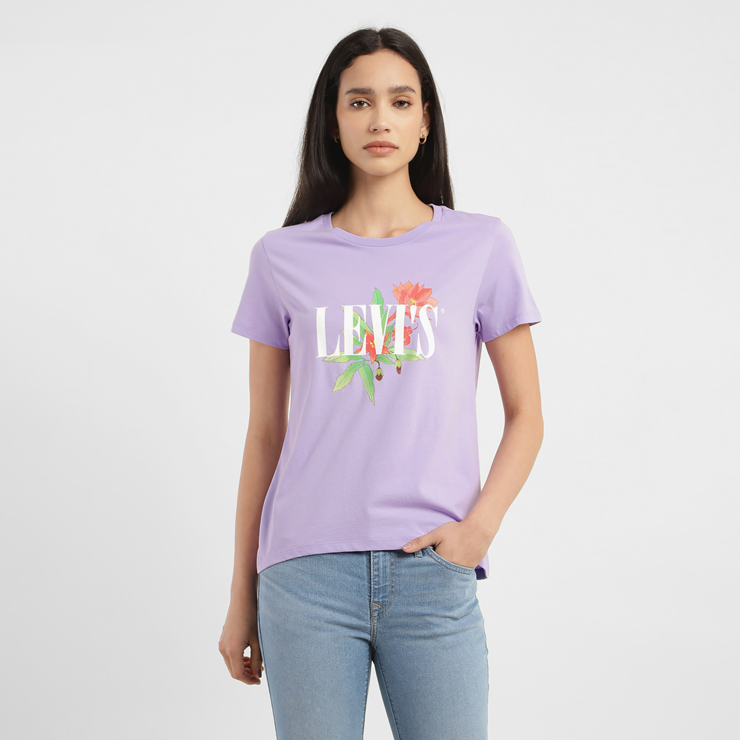 Levi's Graphic Crew Neck Short Sleeves T-Shirt-women-clothing-tshirts-image-1