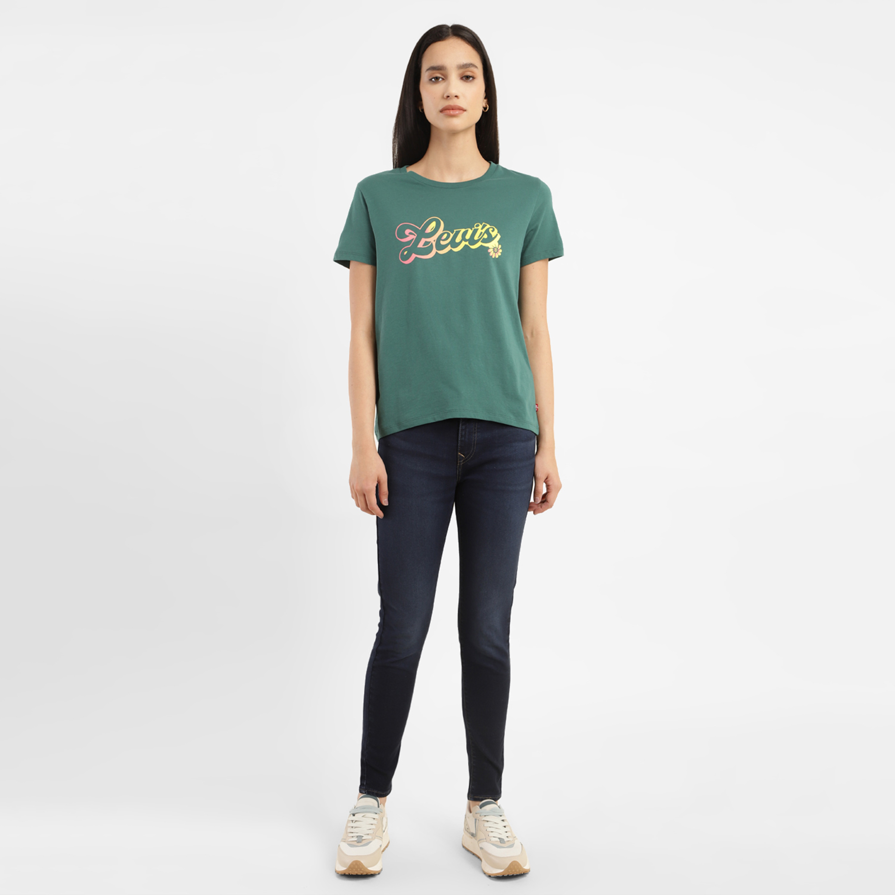 تيشيرت ليفايز بأكمام قصيرة وياقة دائرية مع جرافيك-women-clothing-tshirts-image-2