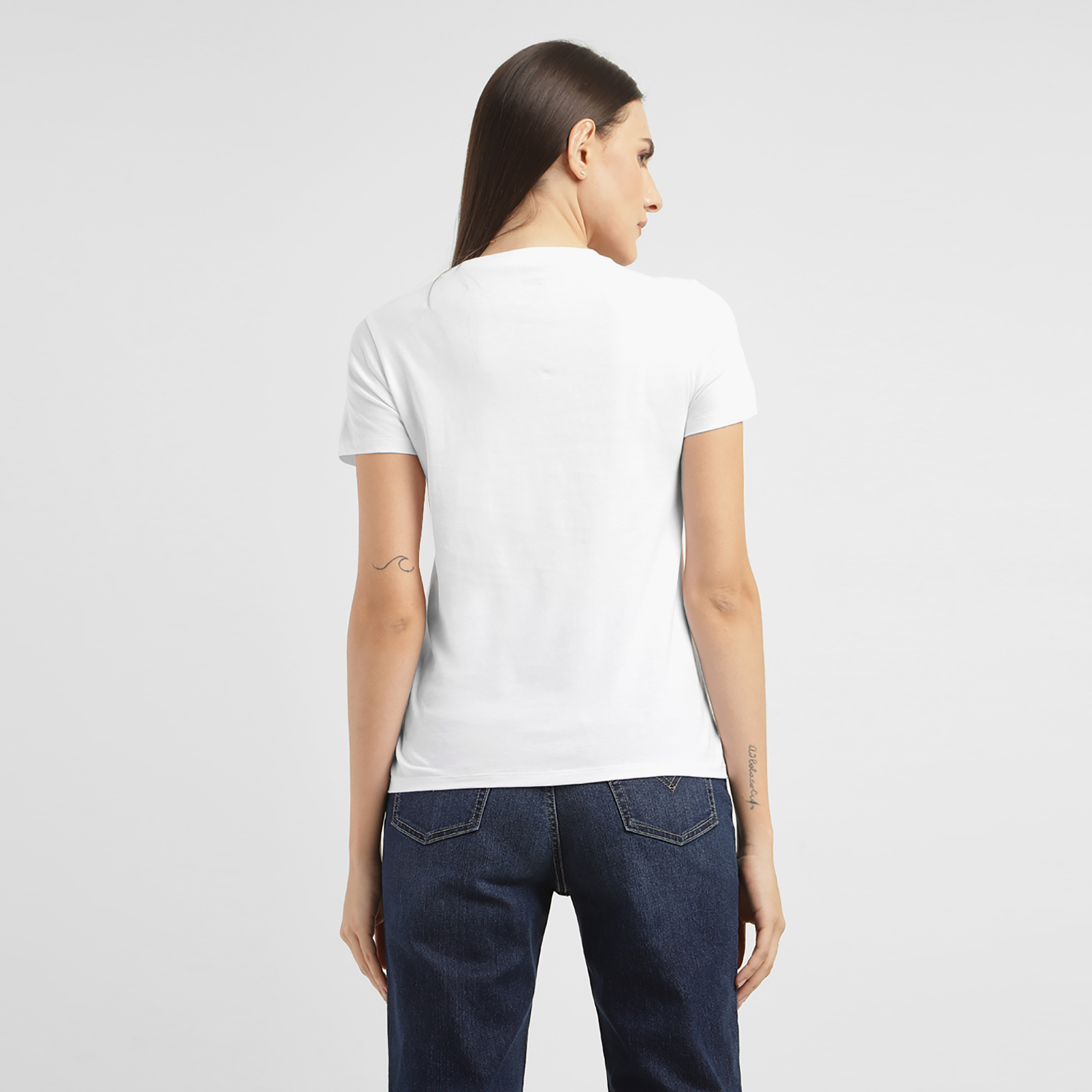 Levi's Graphic Crew Neck Short Sleeves T-Shirt-women-clothing-tshirts-image-4
