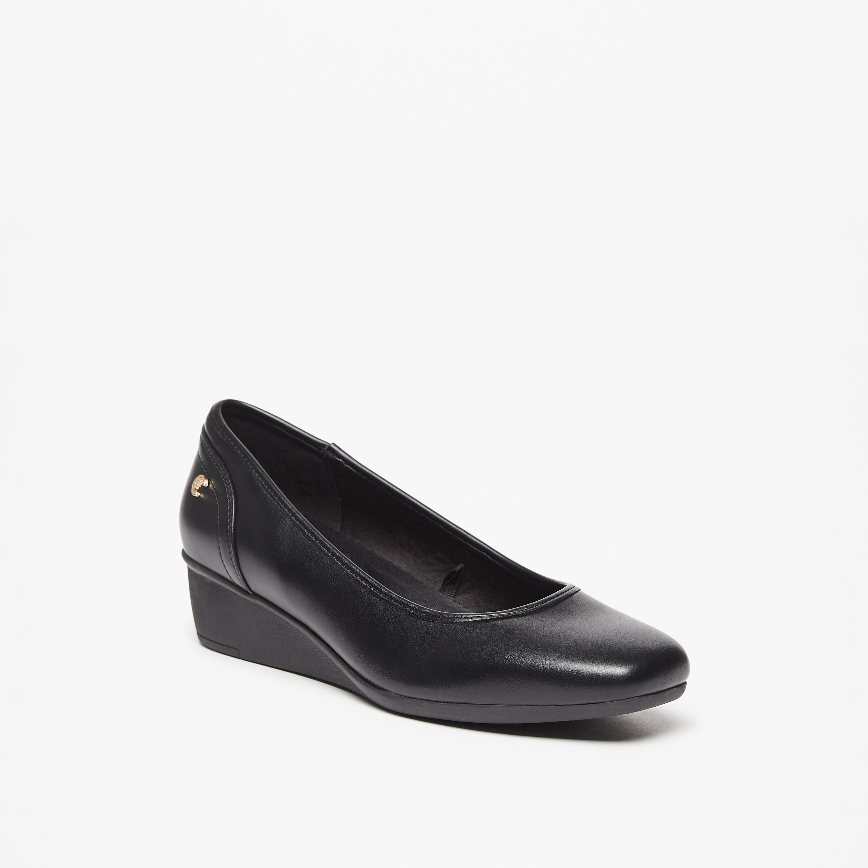 حذاء سادة سهل الارتداء بكعب ويدج من لو كونفورت-women-shoes-heels-image-13