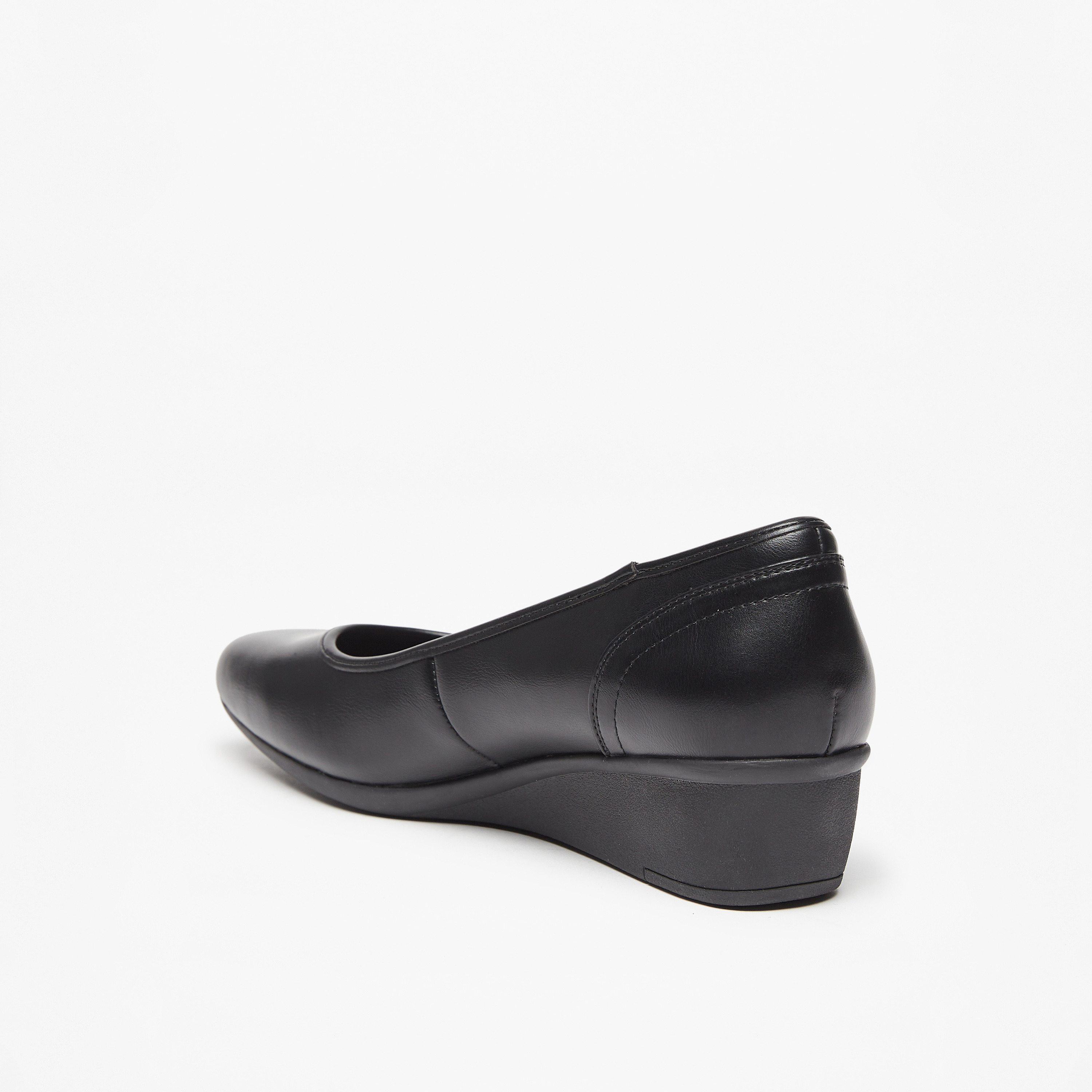 حذاء سادة سهل الارتداء بكعب ويدج من لو كونفورت-women-shoes-heels-image-14