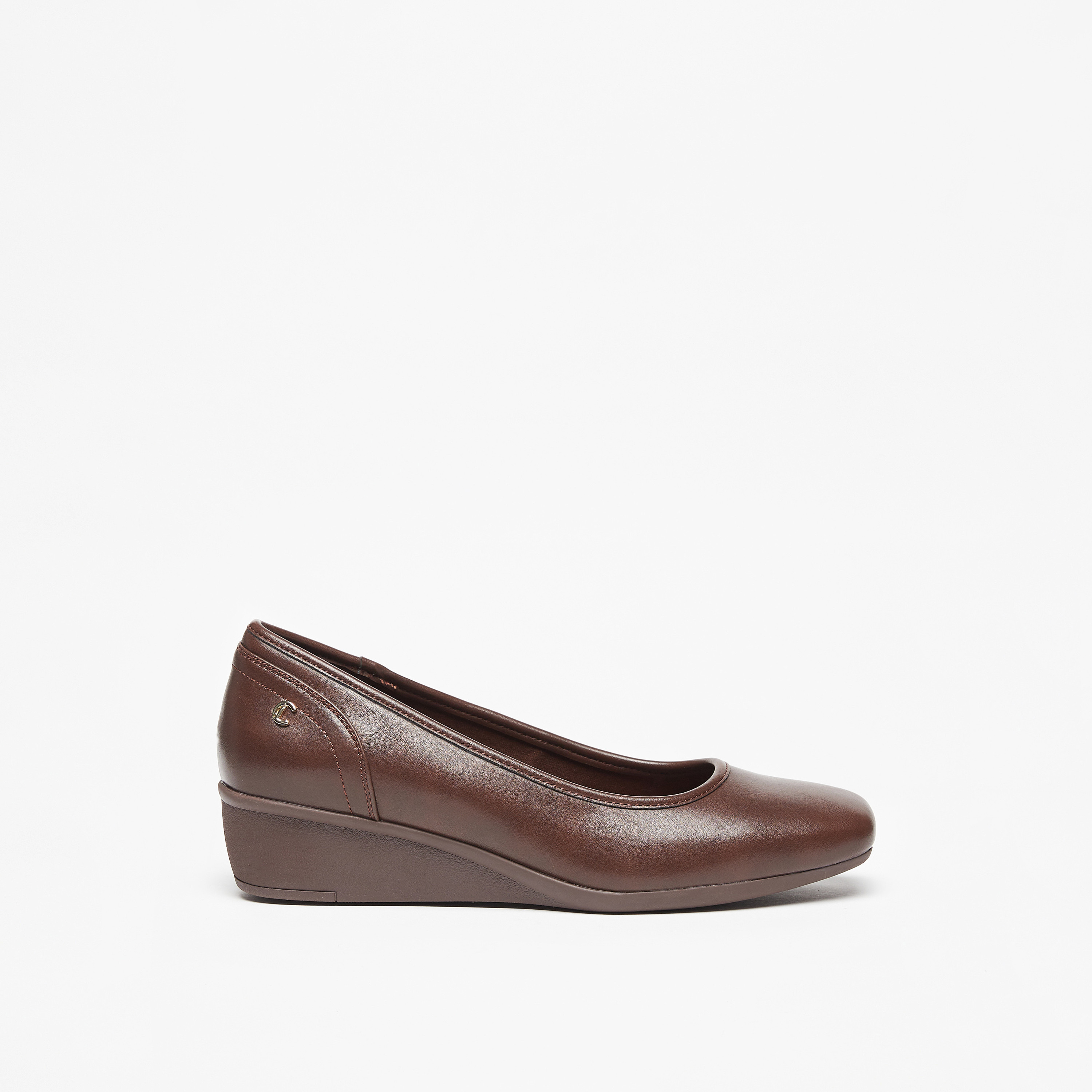 حذاء سادة سهل الارتداء بكعب ويدج من لو كونفورت-women-shoes-heels-image-8