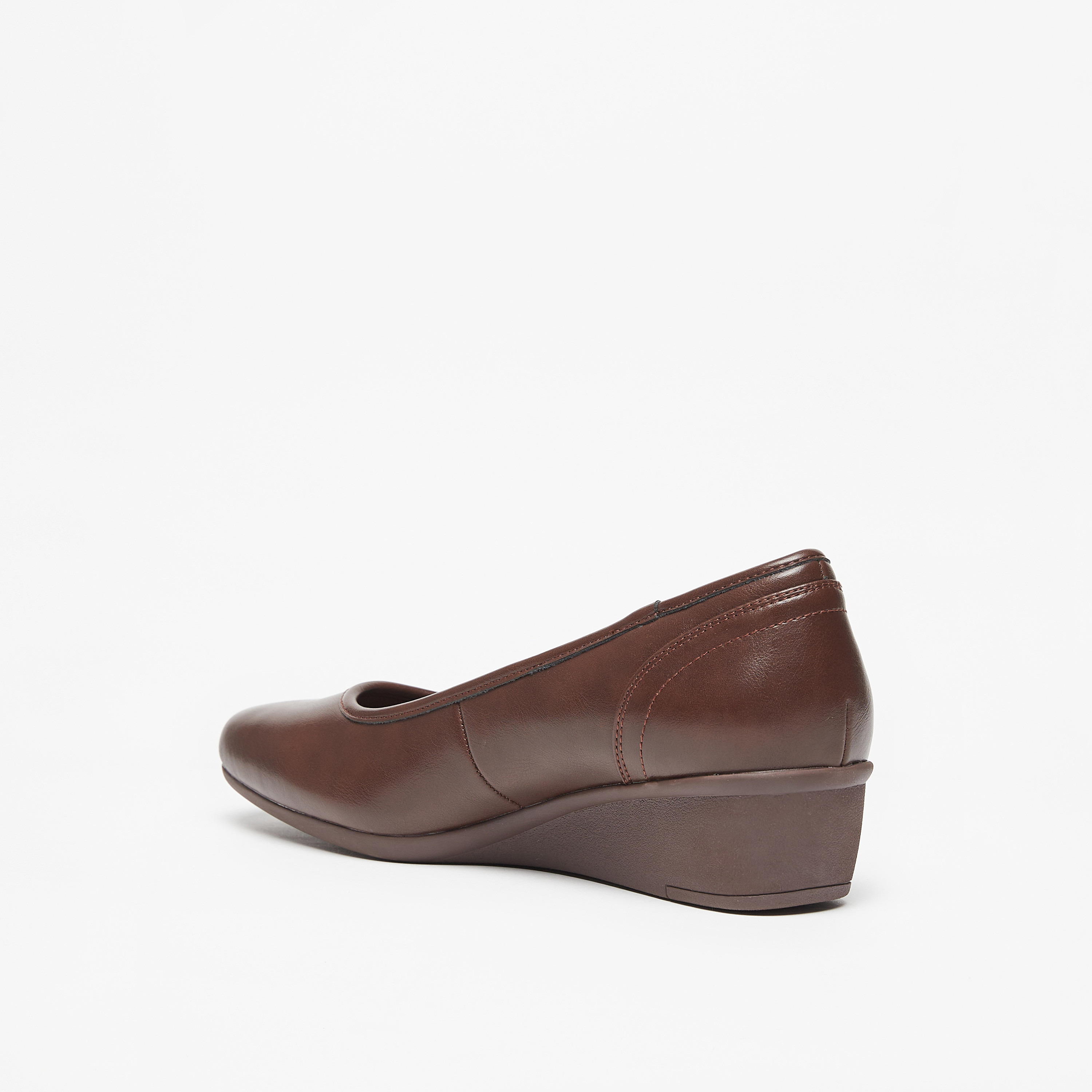 حذاء سادة سهل الارتداء بكعب ويدج من لو كونفورت-women-shoes-heels-image-9