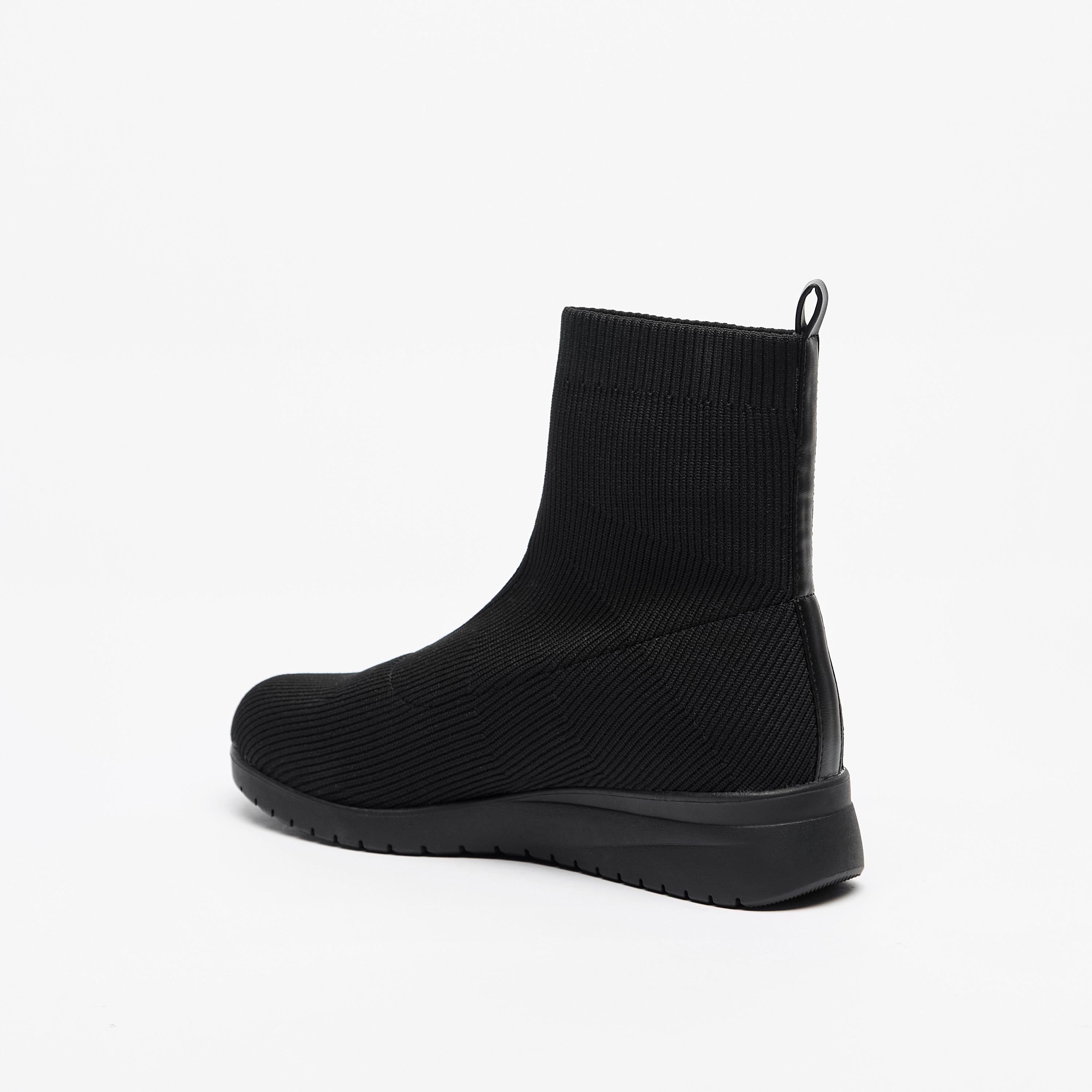 بوت بارز الملمس وسهل الارتداء للكاحل من لو كونفورت-women-shoes-boots-image-2