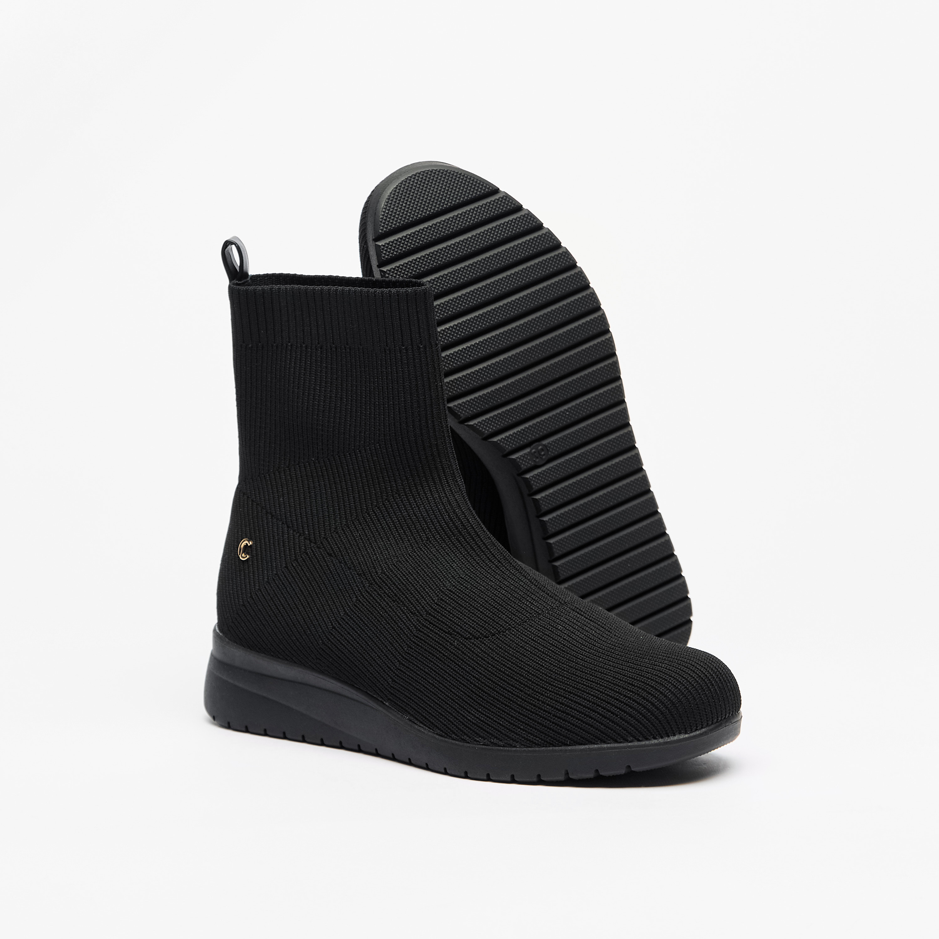 بوت بارز الملمس وسهل الارتداء للكاحل من لو كونفورت-women-shoes-boots-image-4