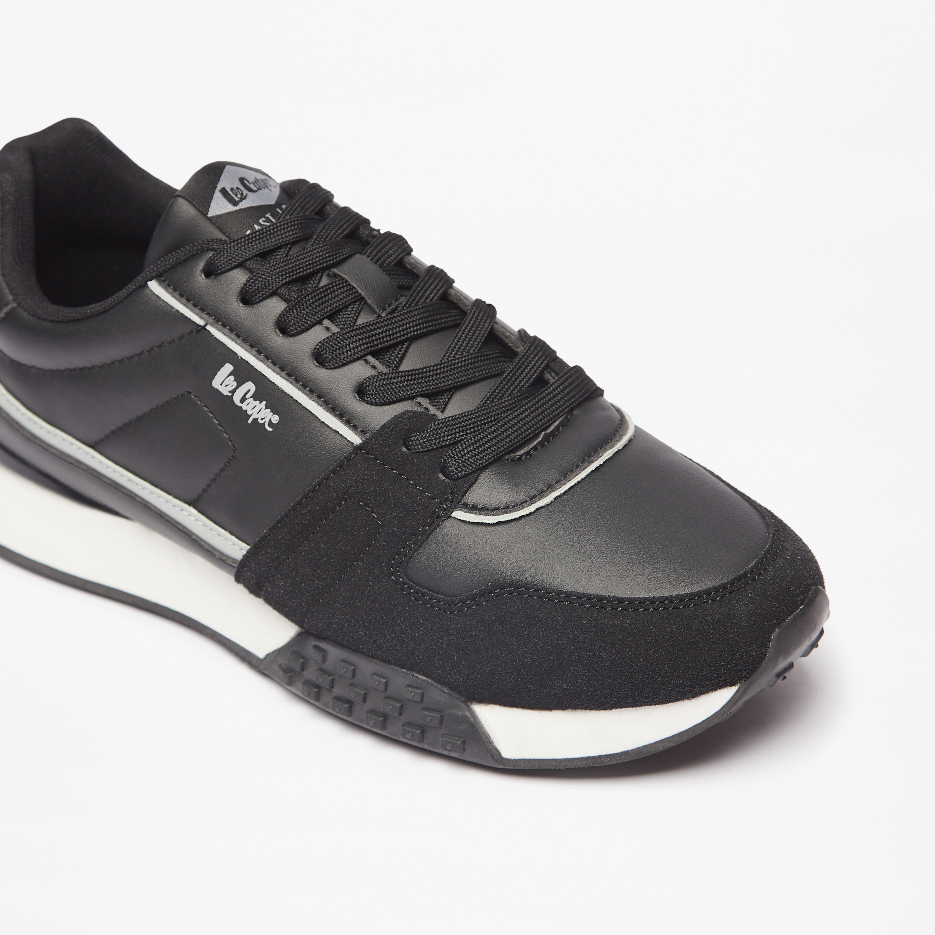 حذاء سنيكرز بتفاصيل شعار ورباط إغلاق للرجال من لي كوبر-men-shoes-sneakers-image-5