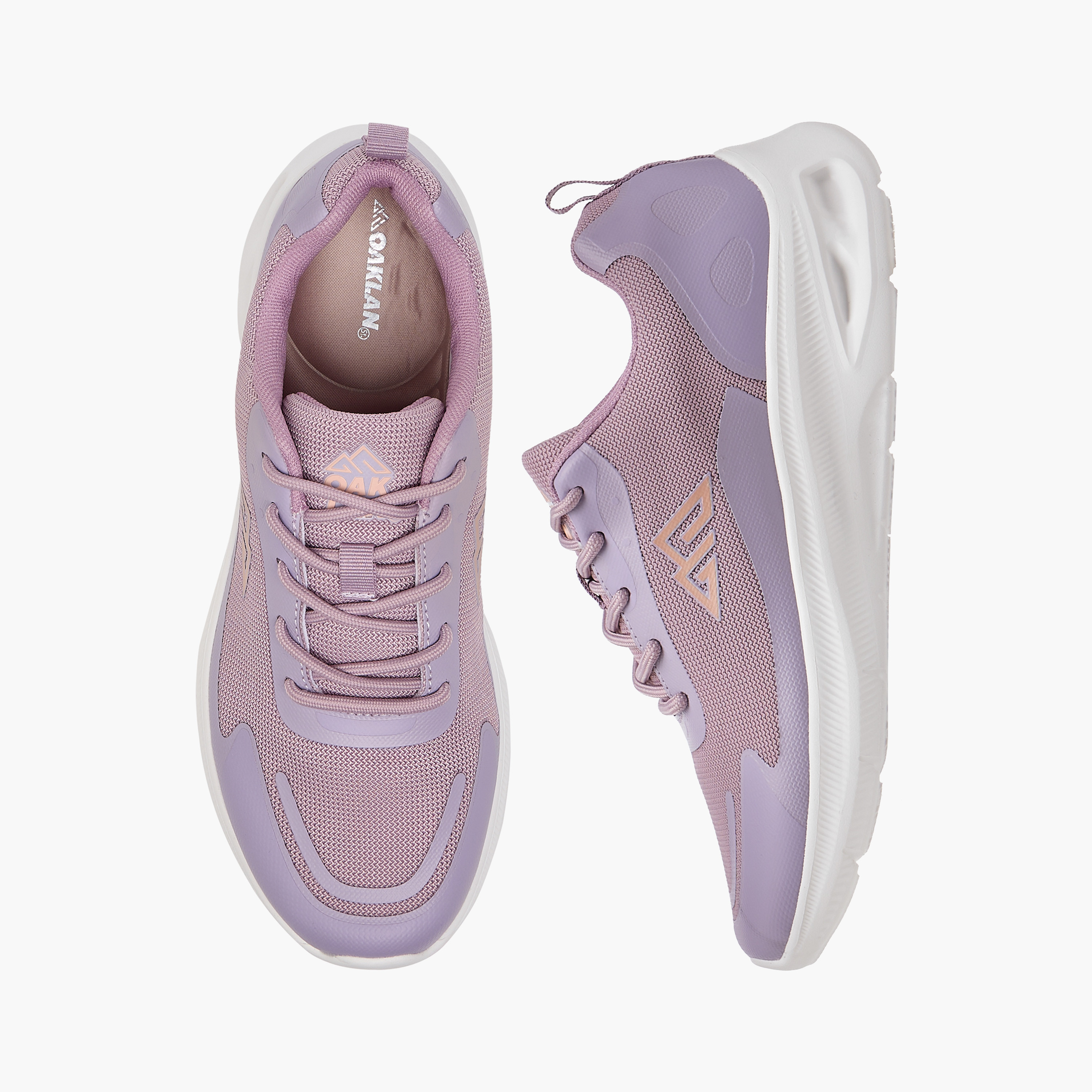 حذاء رياضي بارز الملمس برباط إغلاق من أوكلان بواسطة شو إكسبريس-sports-women-shoes-image-1