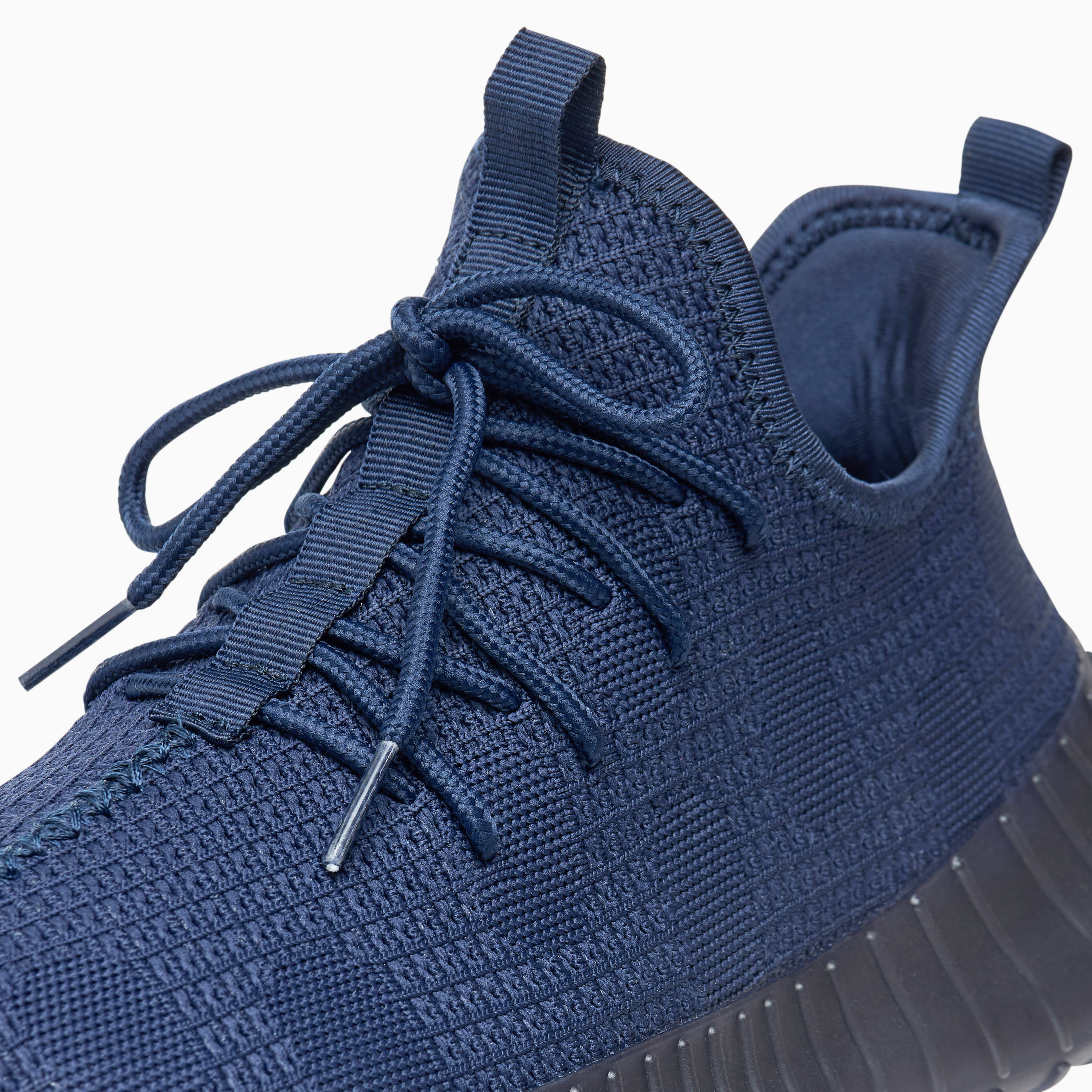 حذاء بارز الملمس برباط إغلاق من أوكلان من شو إكسبريس-sports-men-shoes-image-4