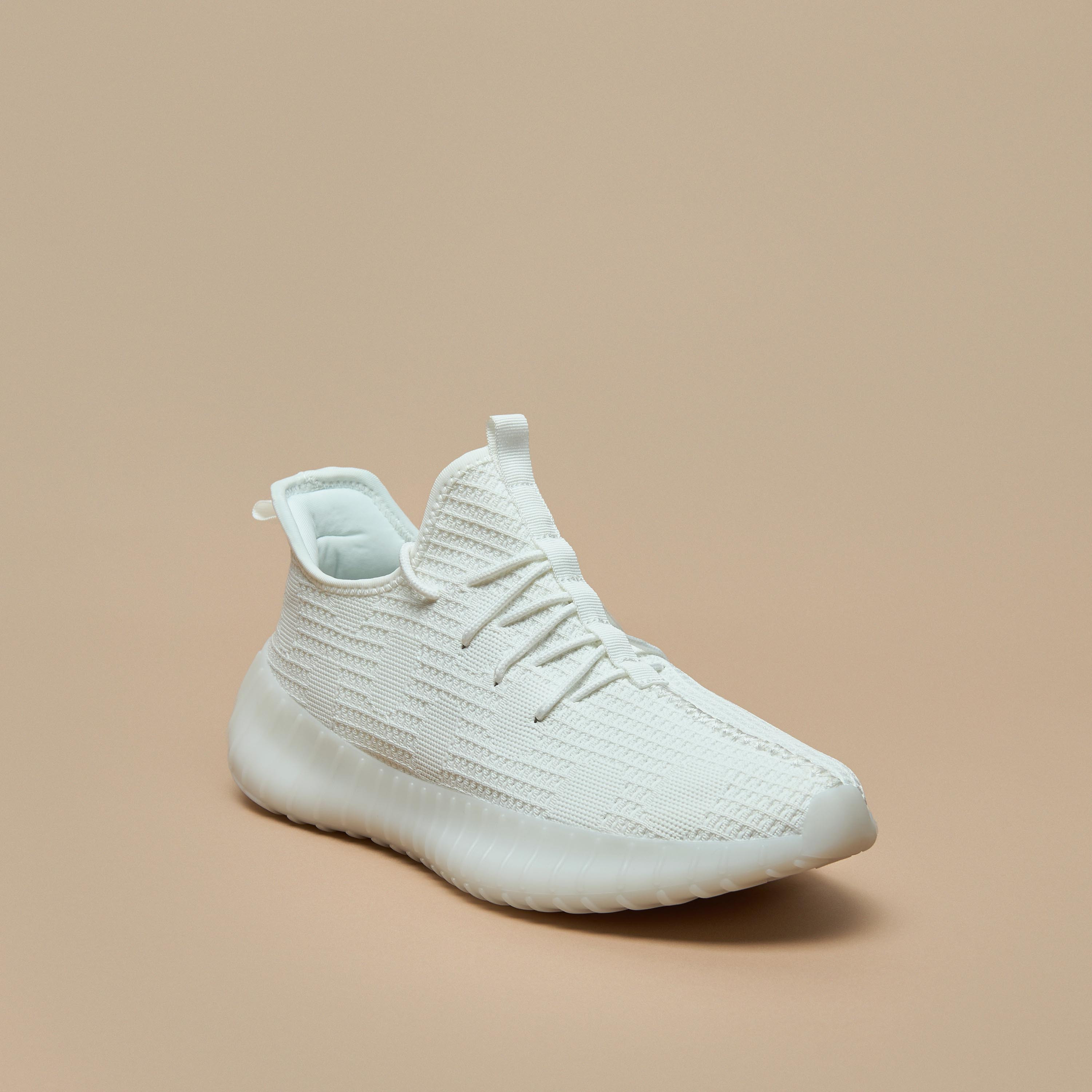 حذاء رياضي بارز الملمس برباط إغلاق من أوكلان من شو إكسبريس-sports-men-shoes-image-16